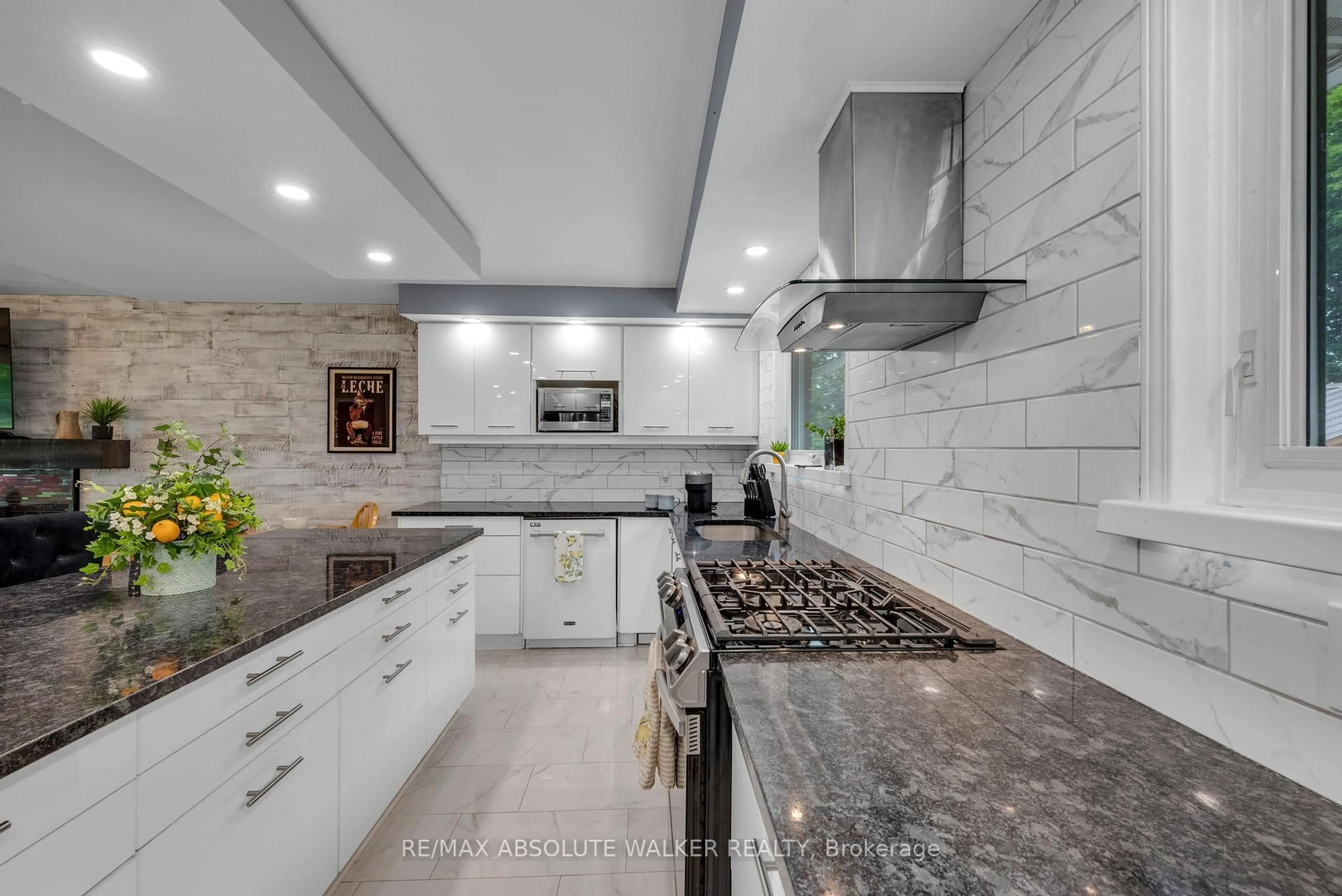 Contemporary kitchen, ceramic/tile floor for 1099 Minnetonka Rd, Ottawa Ontario K2C 2T8