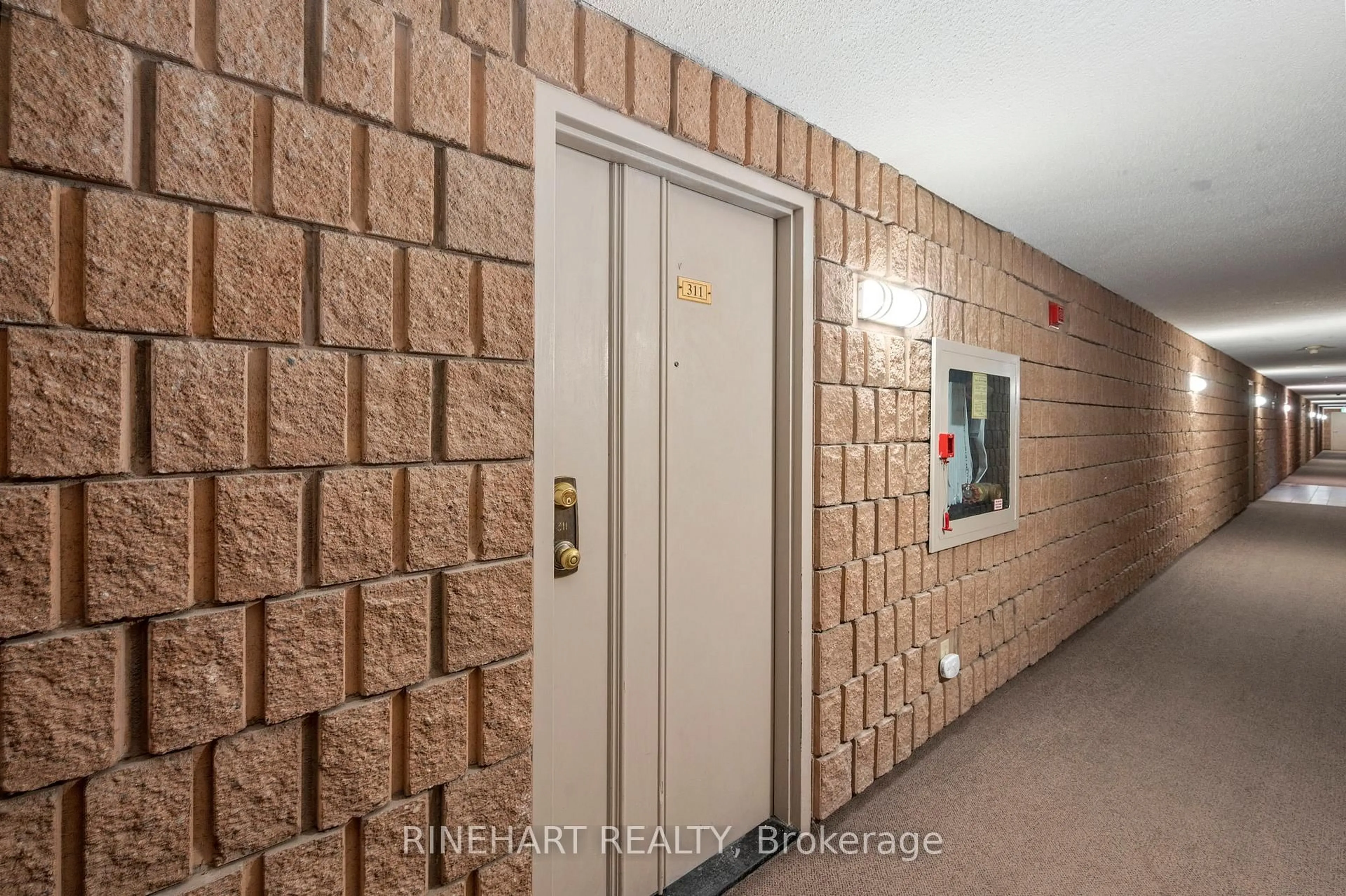 Indoor foyer for 600 GRENFELL Dr #311, London North Ontario N5X 2R8