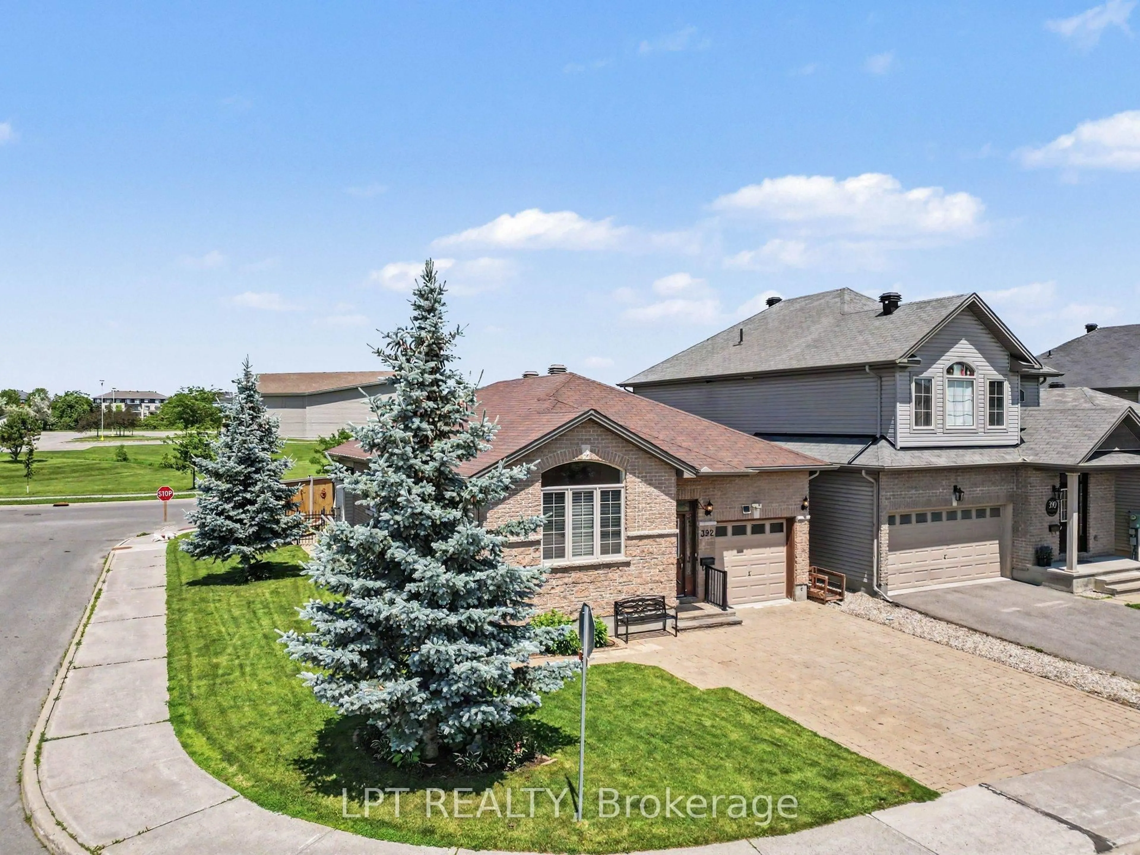 A pic from outside/outdoor area/front of a property/back of a property/a pic from drone, street for 392 Bamburgh Way, Ottawa Ontario K2J 6A6