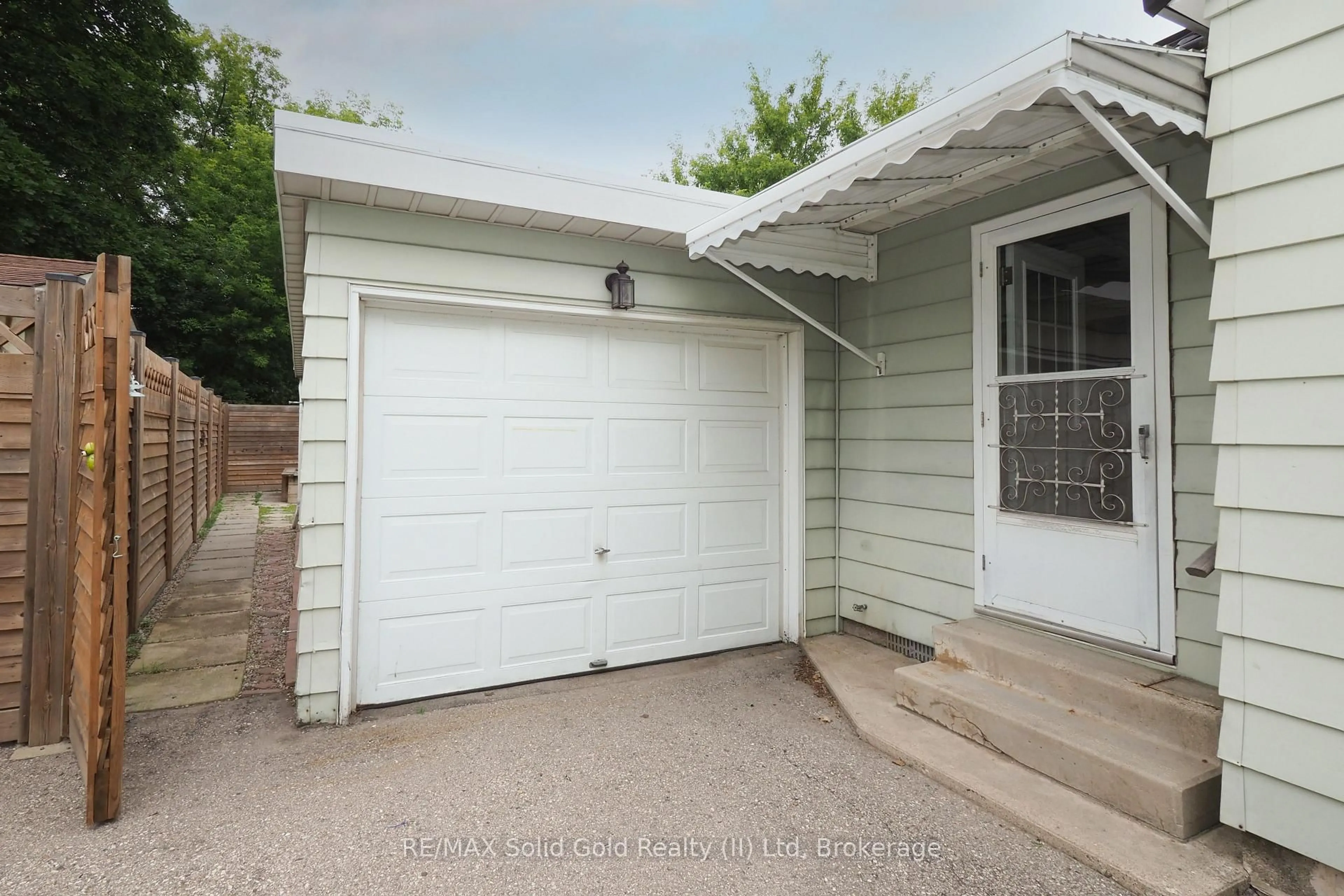 Unknown for 88 Glen Rd, Kitchener Ontario N2M 3E8