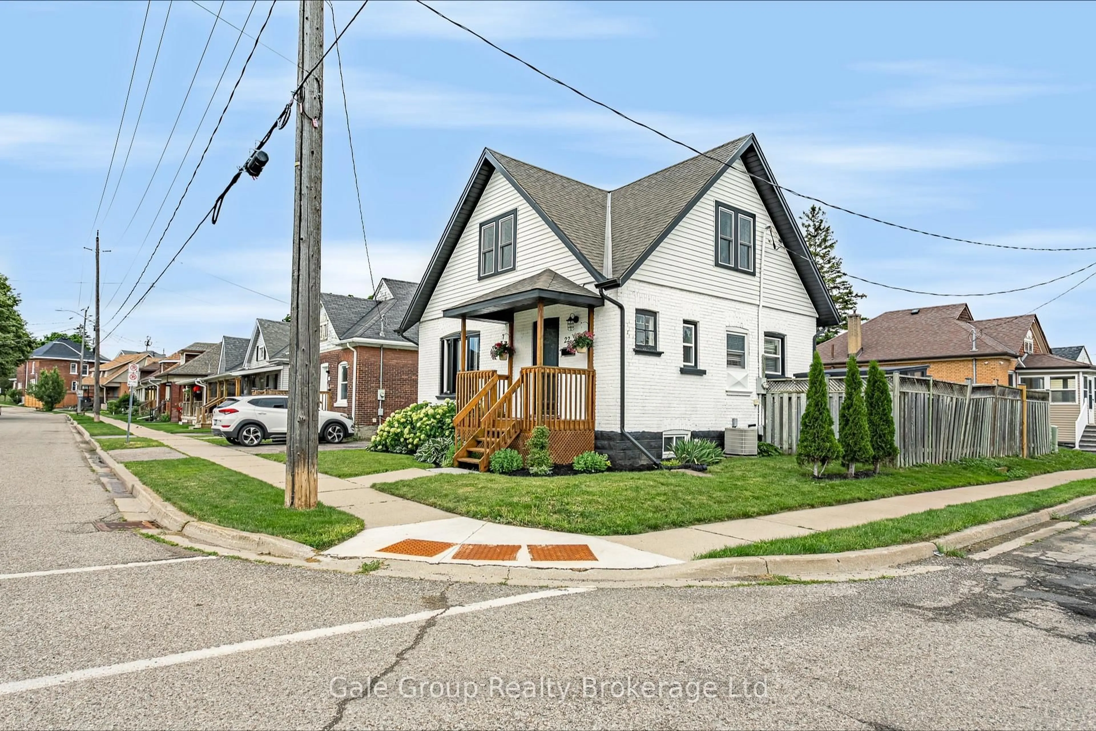 Home with brick exterior material, street for 22 Strathcona Ave, Brantford Ontario N3S 1T3