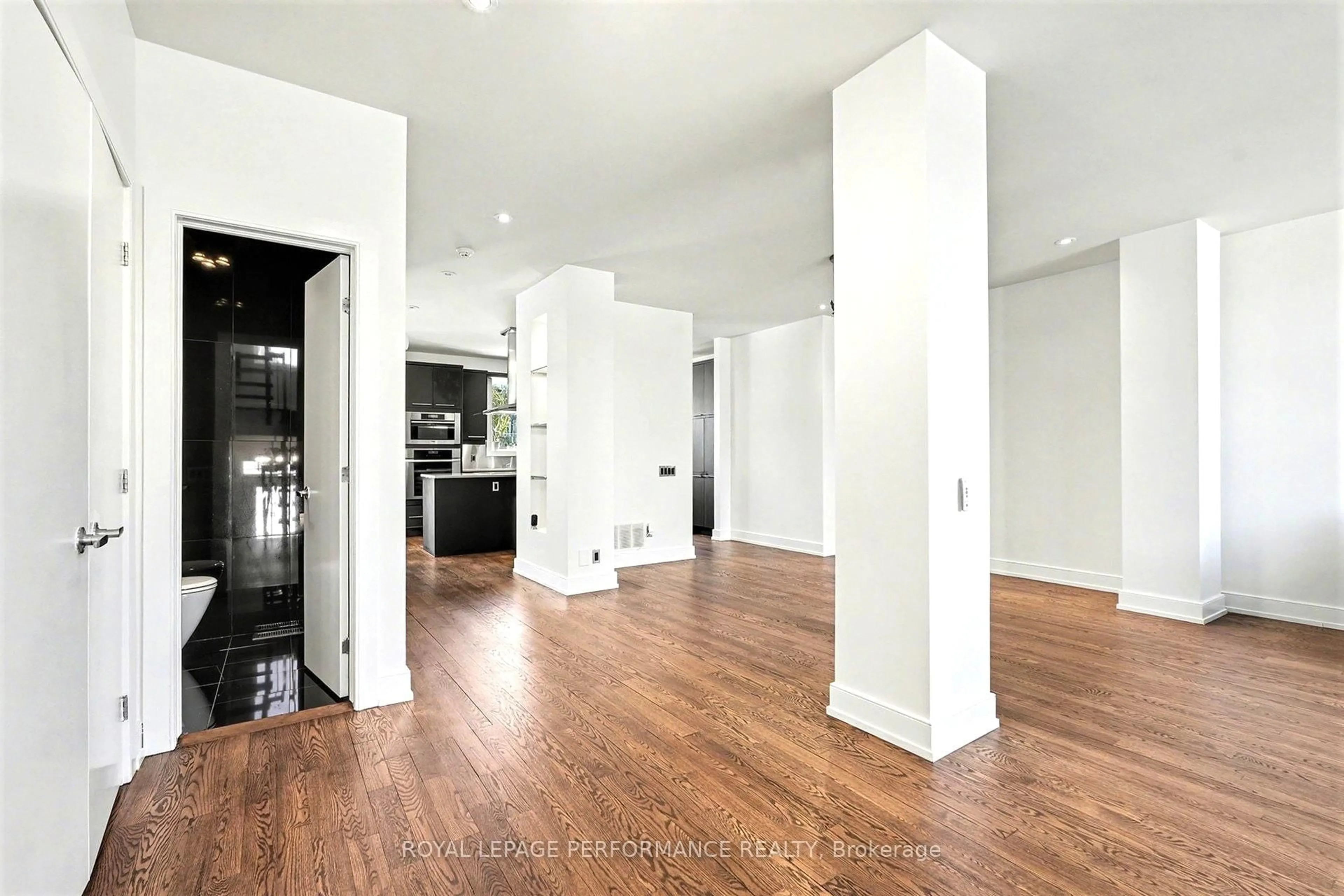 Unknown for 805 Kingsmere Ave, Ottawa Ontario K2A 3J8