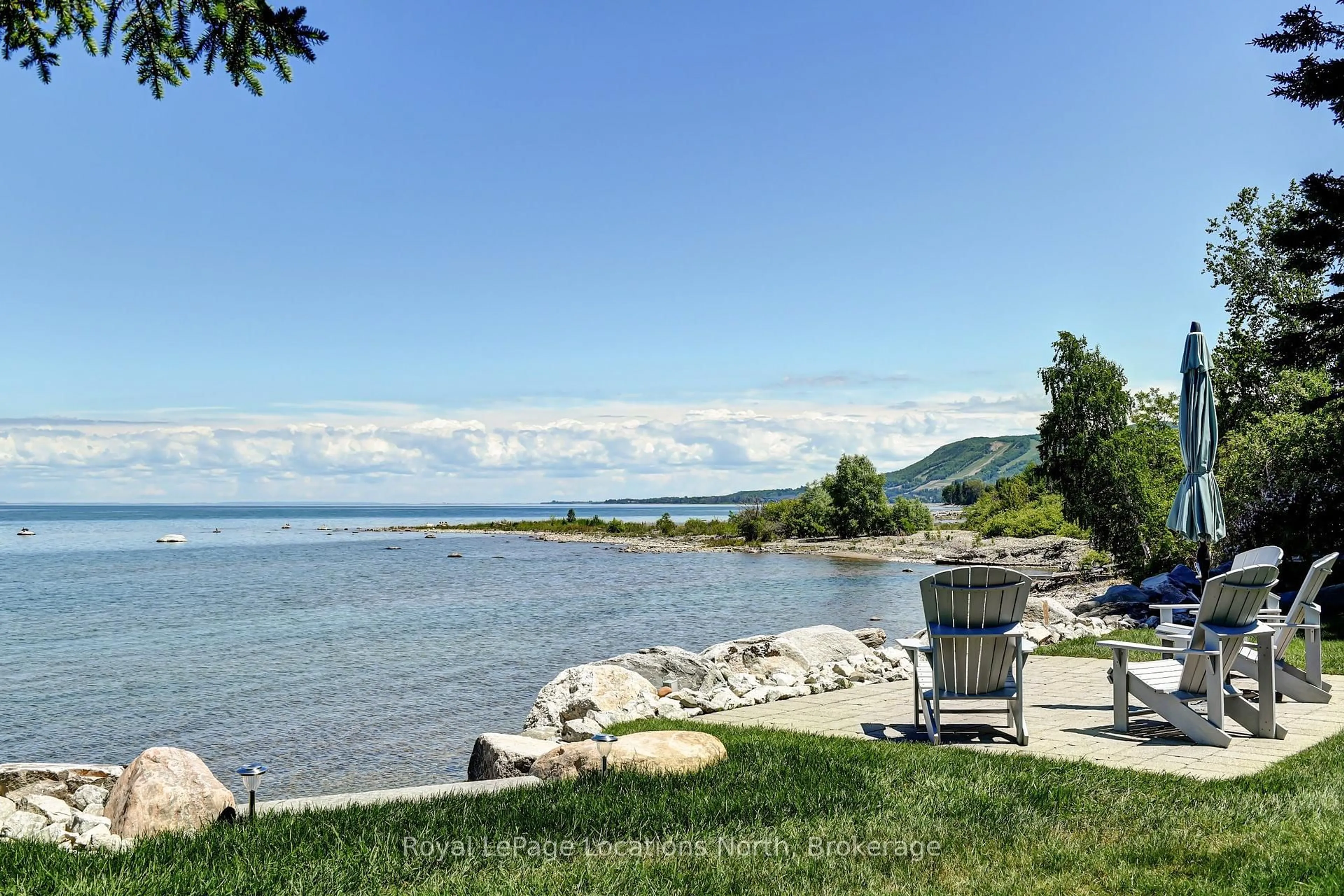 Patio, water/lake/river/ocean view for 113 Fieldcrest Crt, Blue Mountains Ontario N0H 2P0
