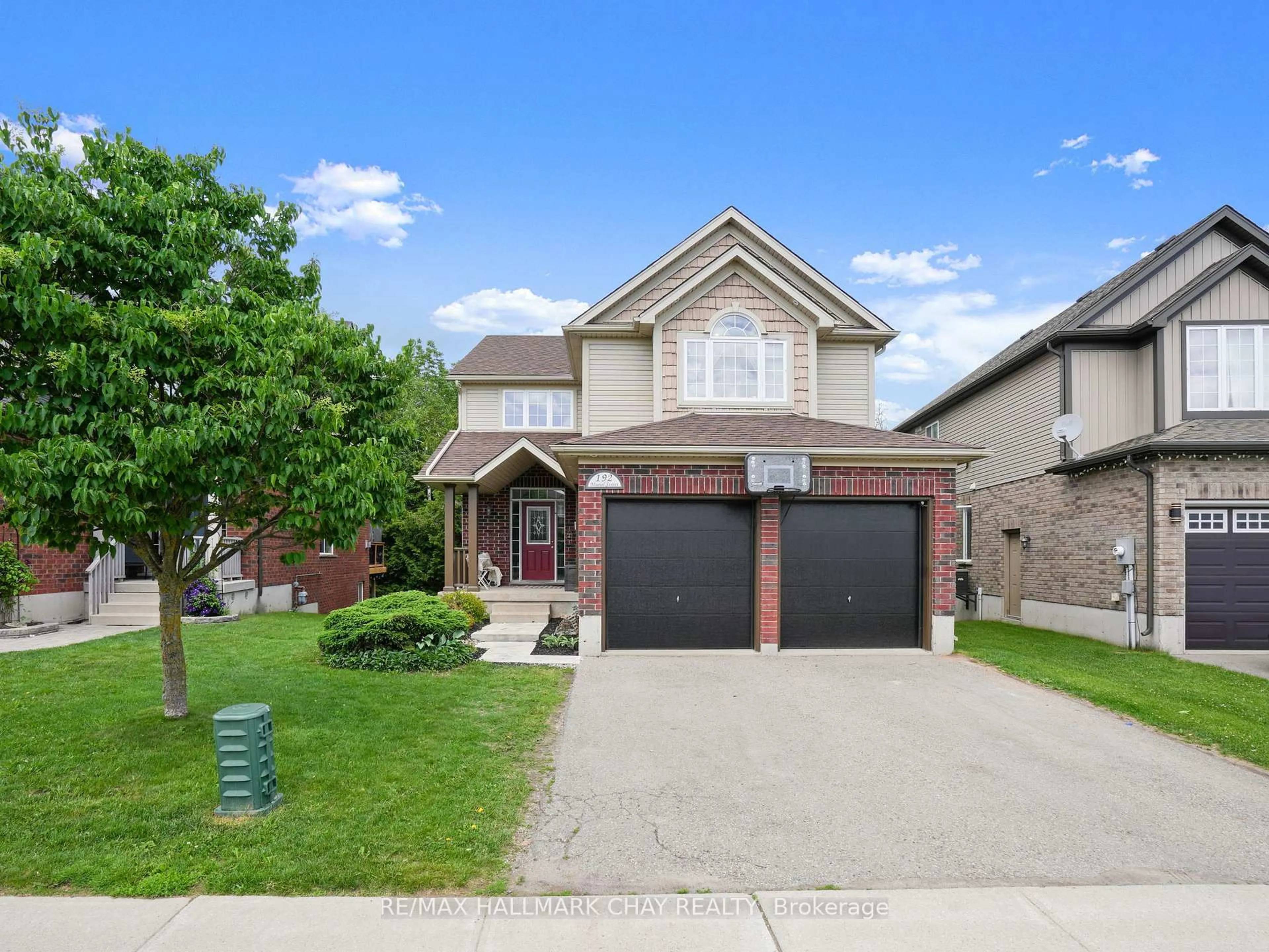 Home with brick exterior material, street for 192 Muriel St, Shelburne Ontario L9V 3E3