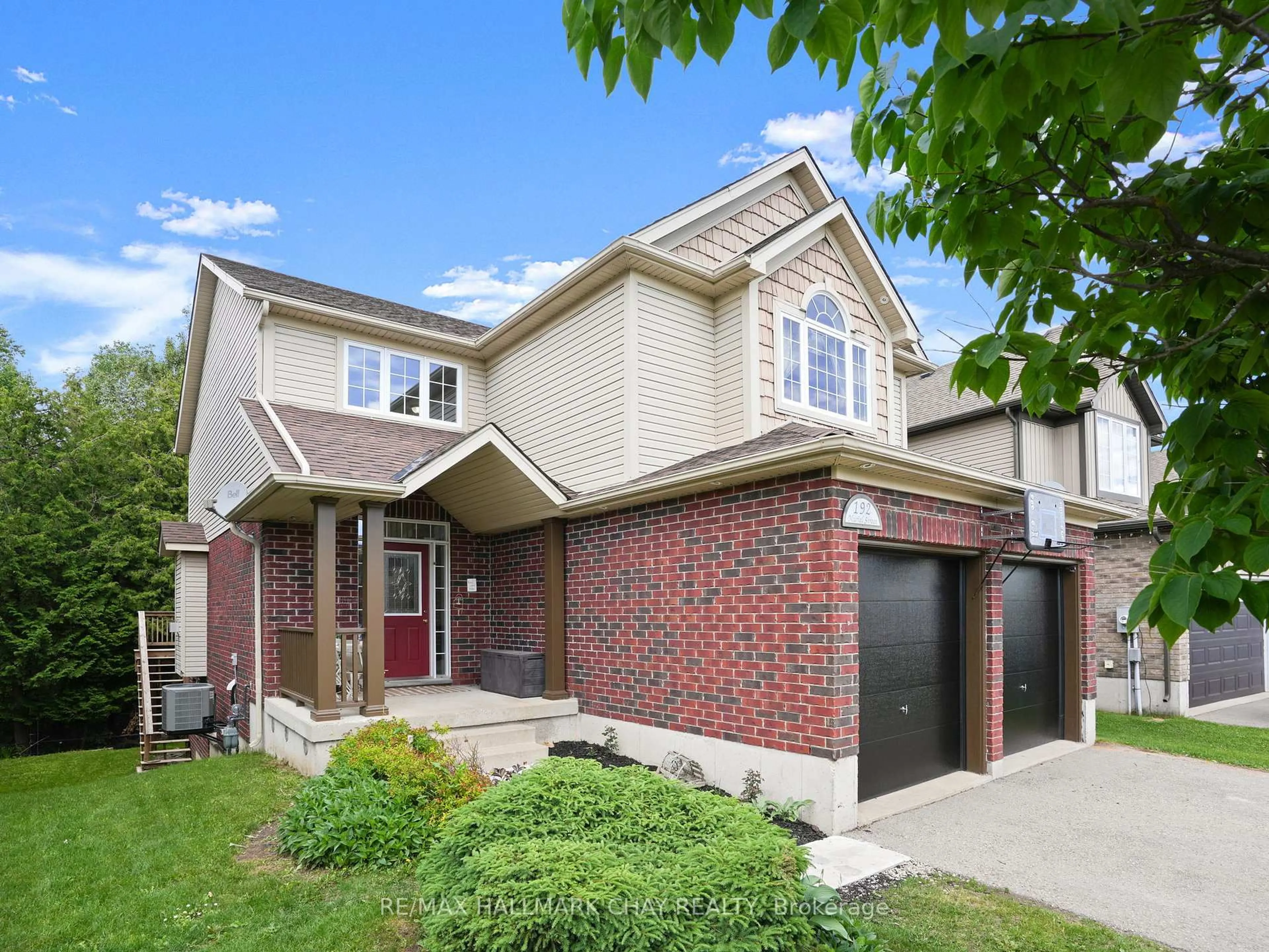 Home with brick exterior material, street for 192 Muriel St, Shelburne Ontario L9V 3E3
