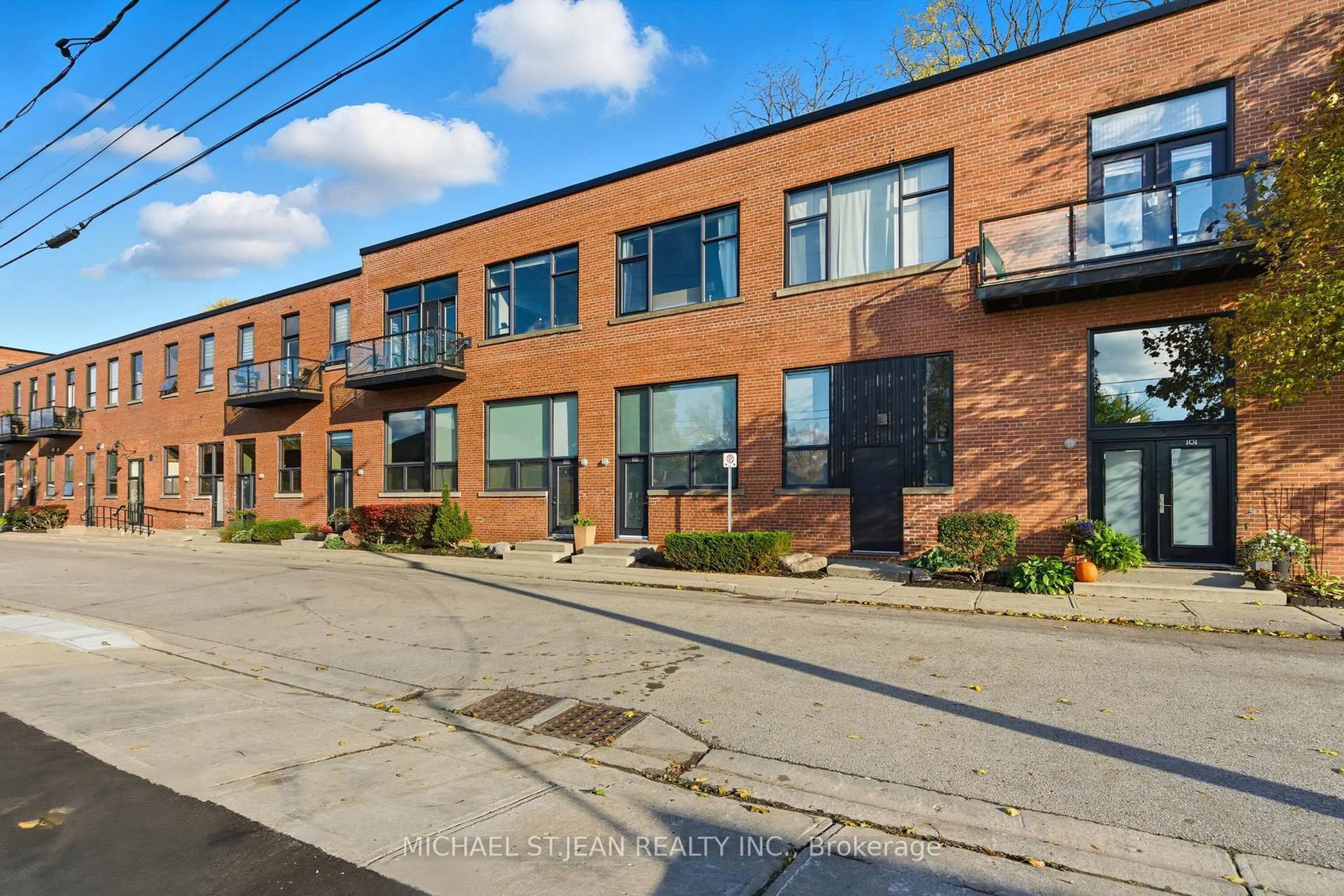 Unknown for 85 Spruce St #203, Cambridge Ontario N1R 4K4