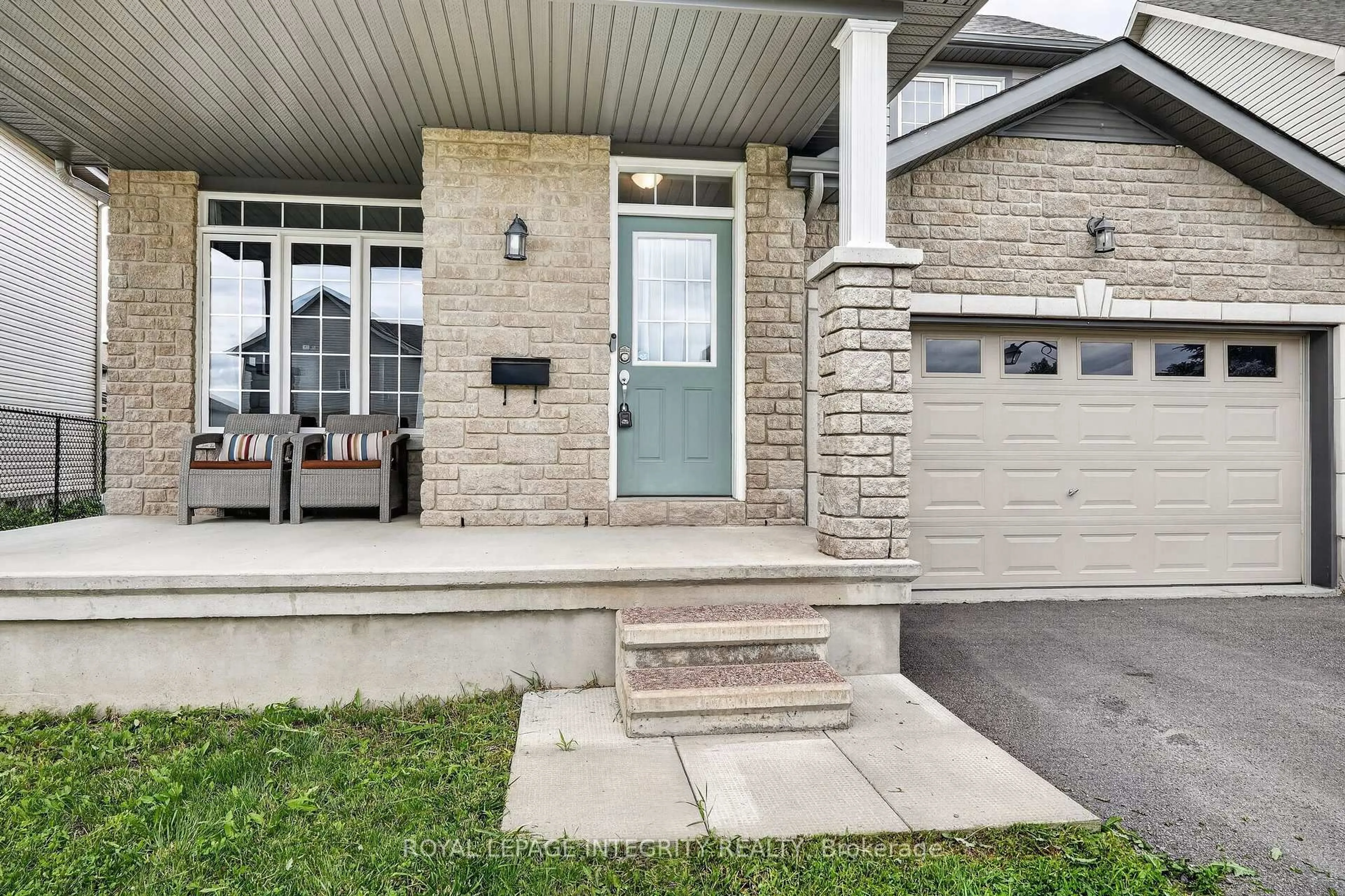 Unknown for 129 Dorina Sarazin Cres, Clarence-Rockland Ontario K4K 0G6