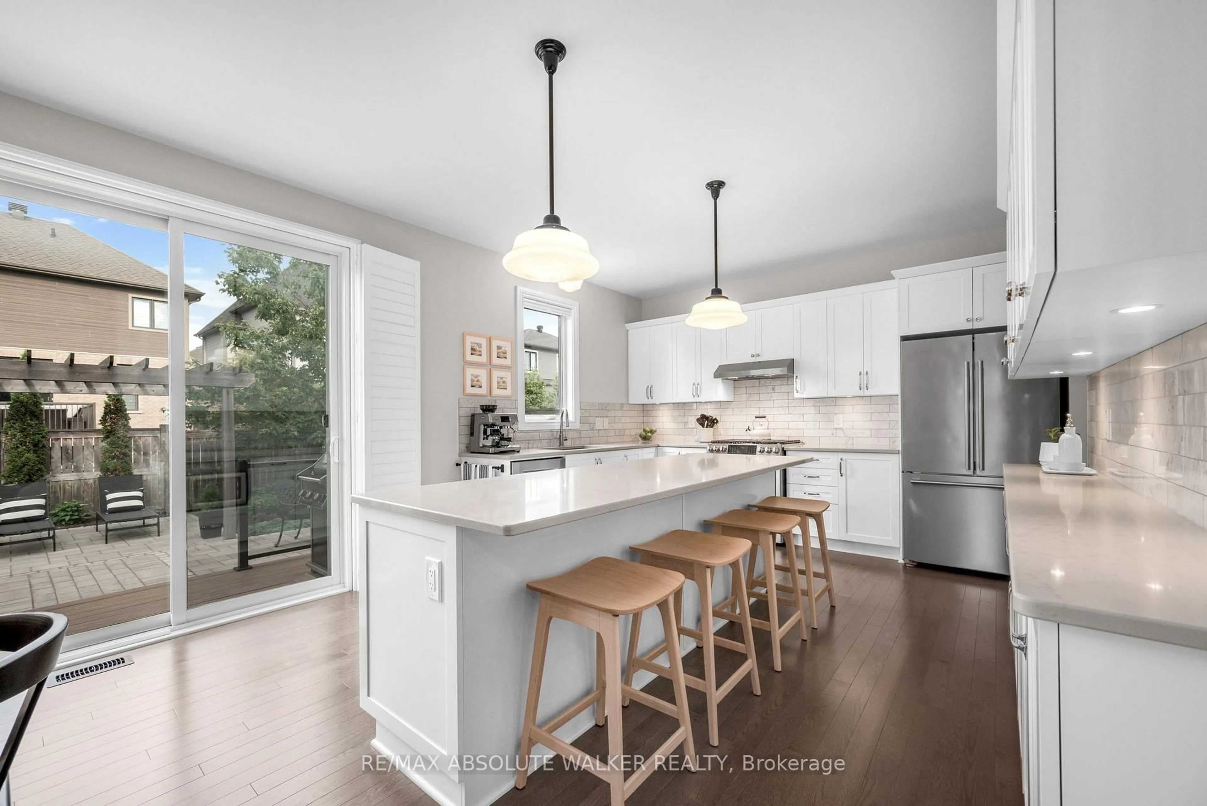Open concept kitchen, unknown for 902 Percival Cres, Manotick Ontario K4M 0G3
