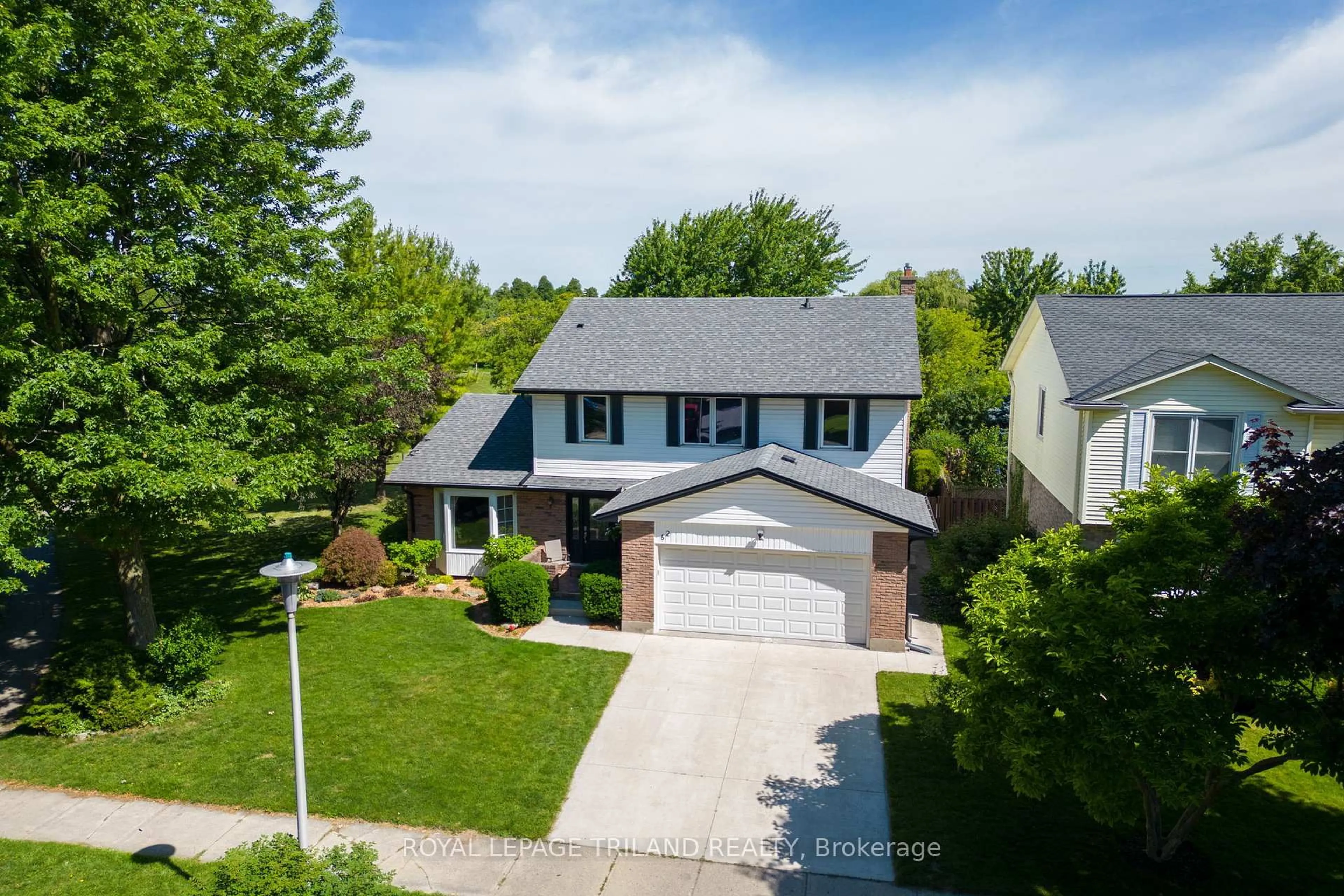A pic from outside/outdoor area/front of a property/back of a property/a pic from drone, street for 62 Gardenvale Cres, London South Ontario N6J 4B9
