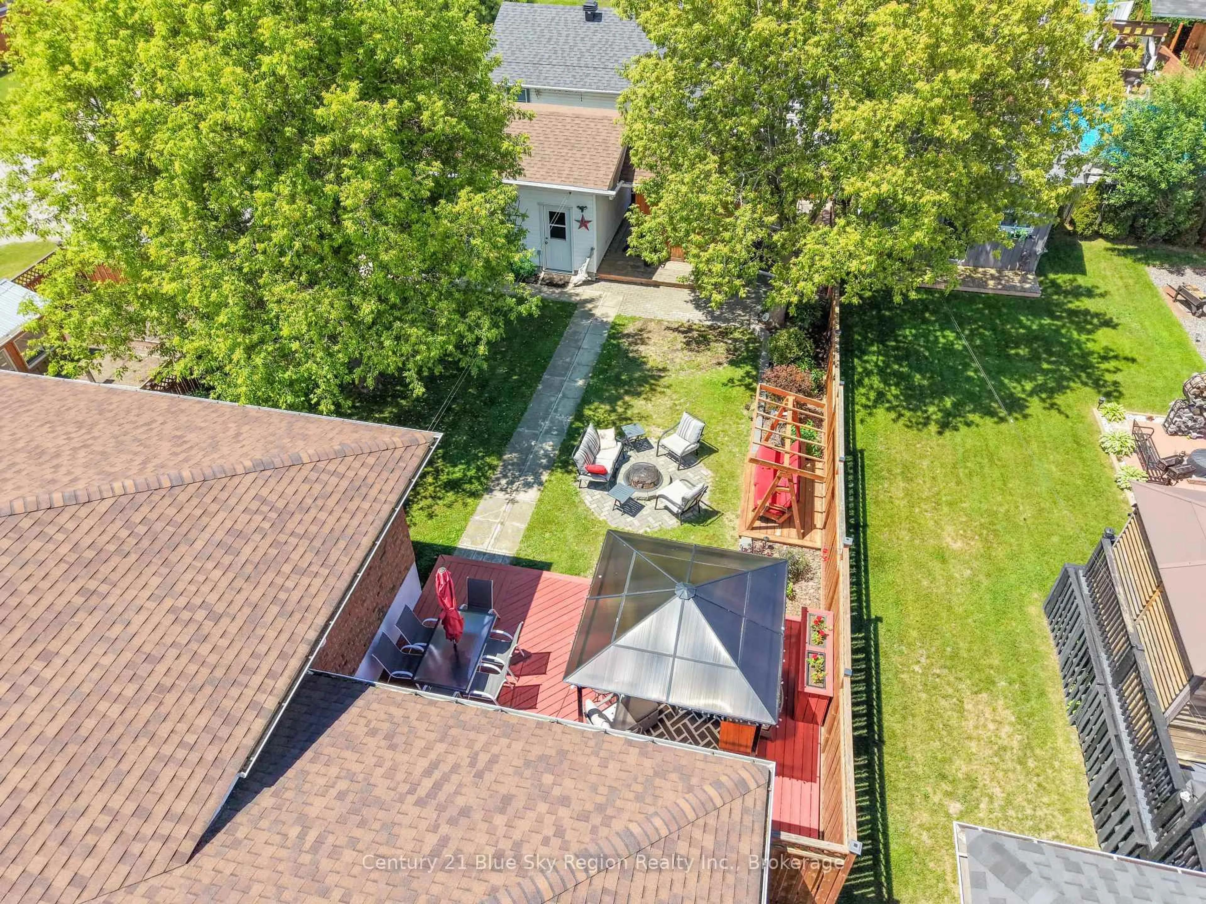 A pic from outside/outdoor area/front of a property/back of a property/a pic from drone, street for 41 Michaud St, West Nipissing Ontario P2B 1B6