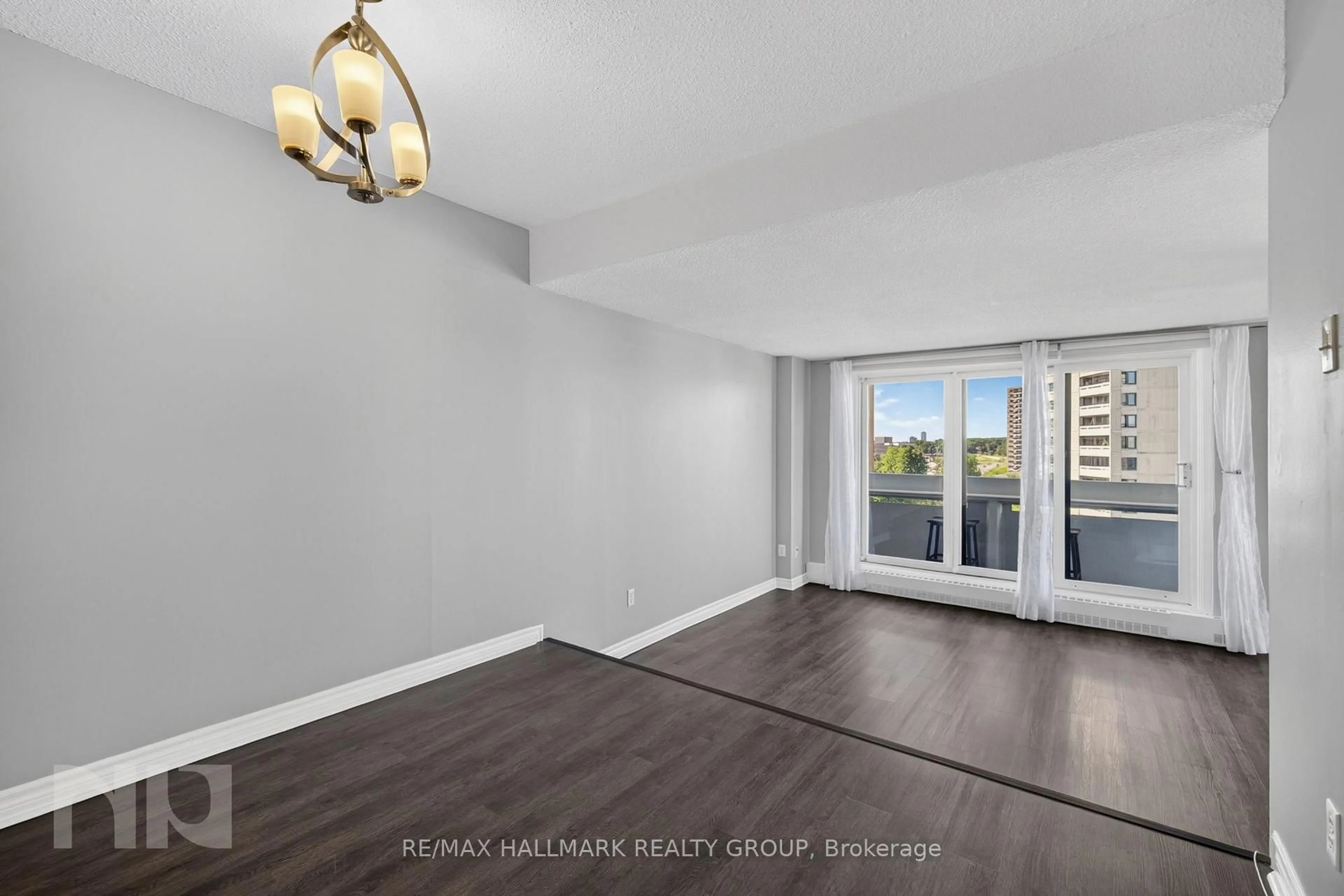 A pic of a room for 1081 Ambleside Dr #907, Ottawa Ontario K2B 8C8