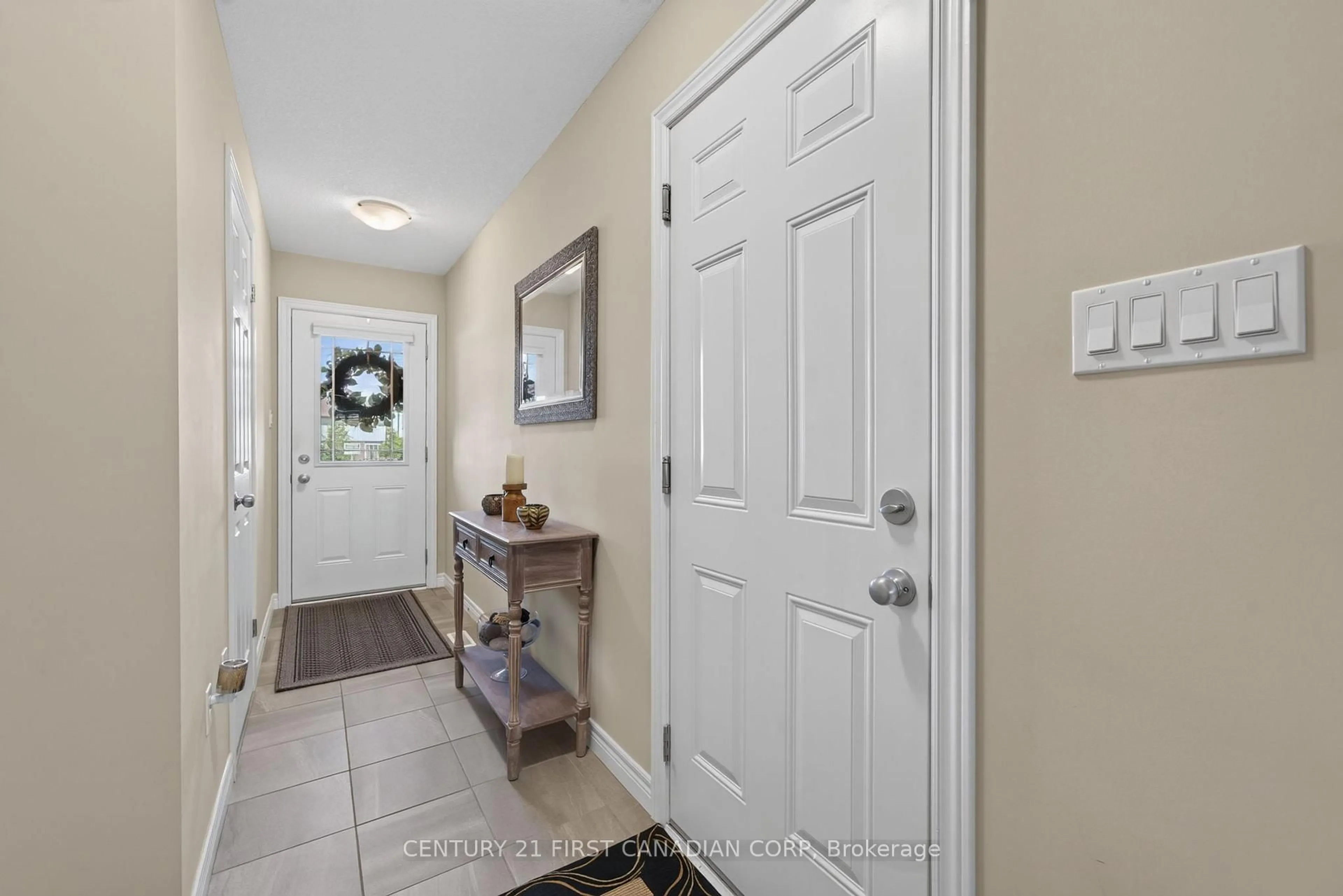 Indoor entryway for 1220 Riverbend Rd #23, London South Ontario N6K 0G5