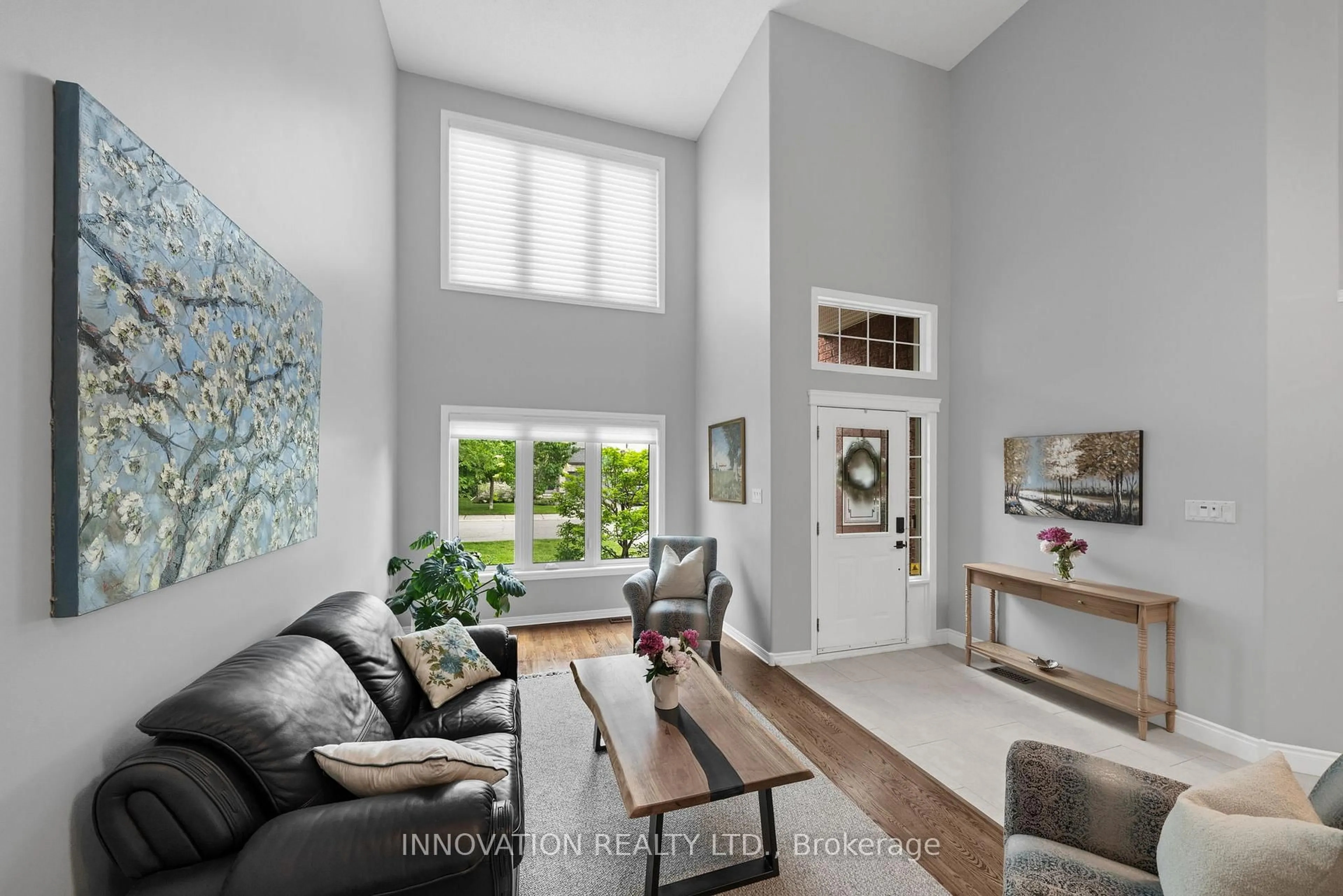 Living room with furniture, unknown for 11 Bracewood Way, Ottawa Ontario K2J 4Y3