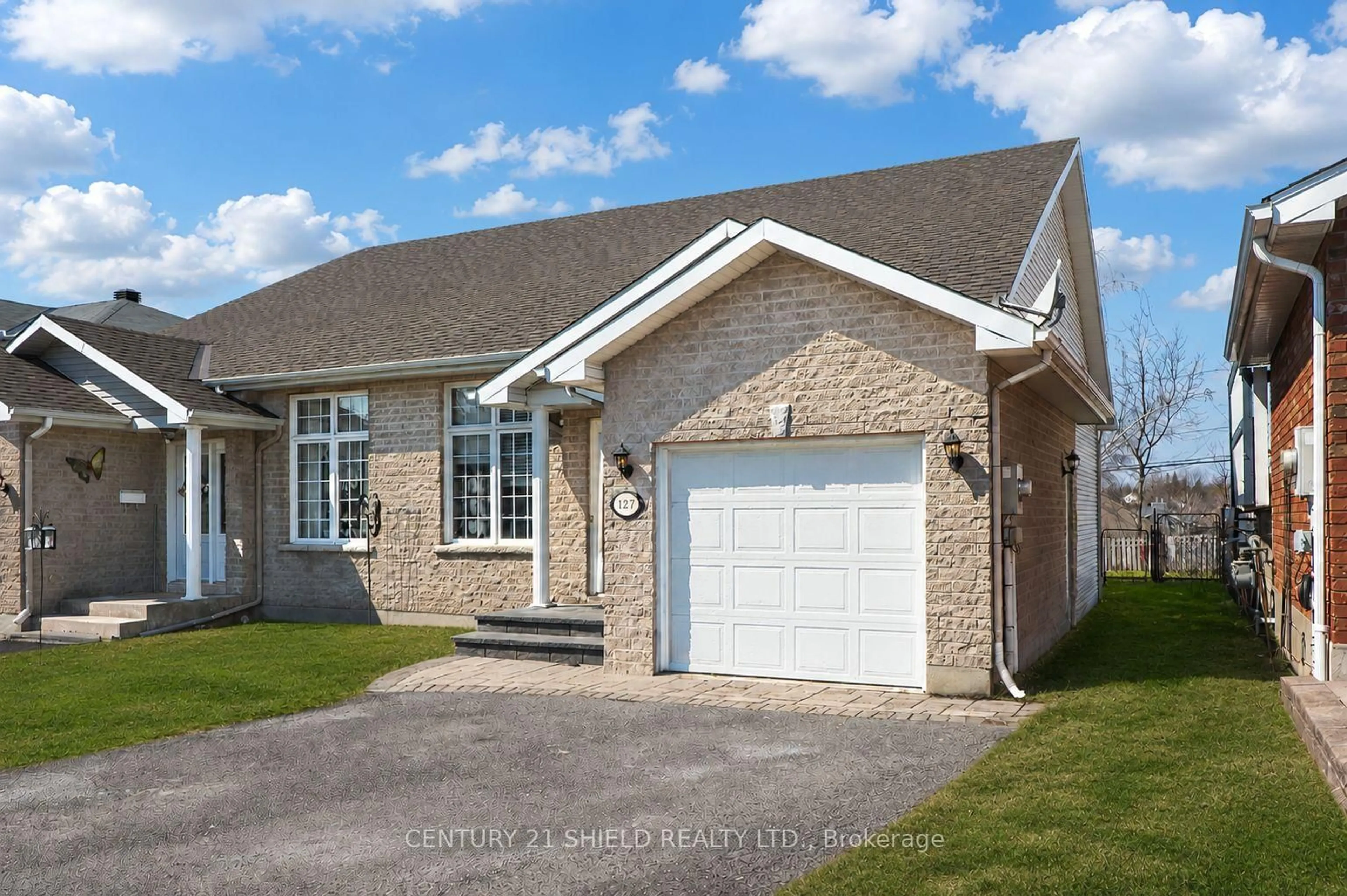 Home with brick exterior material, street for 127 Hemlock Cres, Cornwall Ontario K6H 7L7