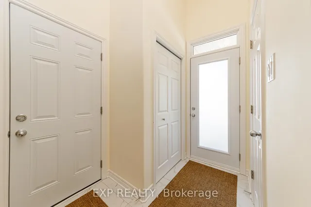 172 Parkrose Private, Ottawa 4