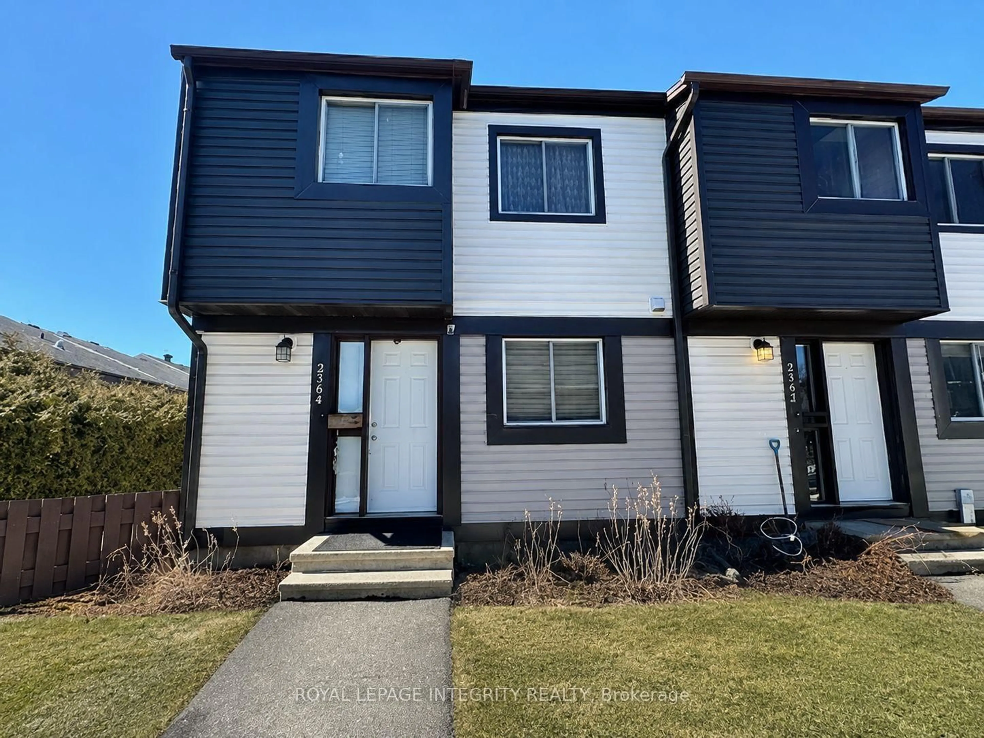 Home with vinyl exterior material, street for 3564 Aladdin Lane #25, Ottawa Ontario K1T 1E2
