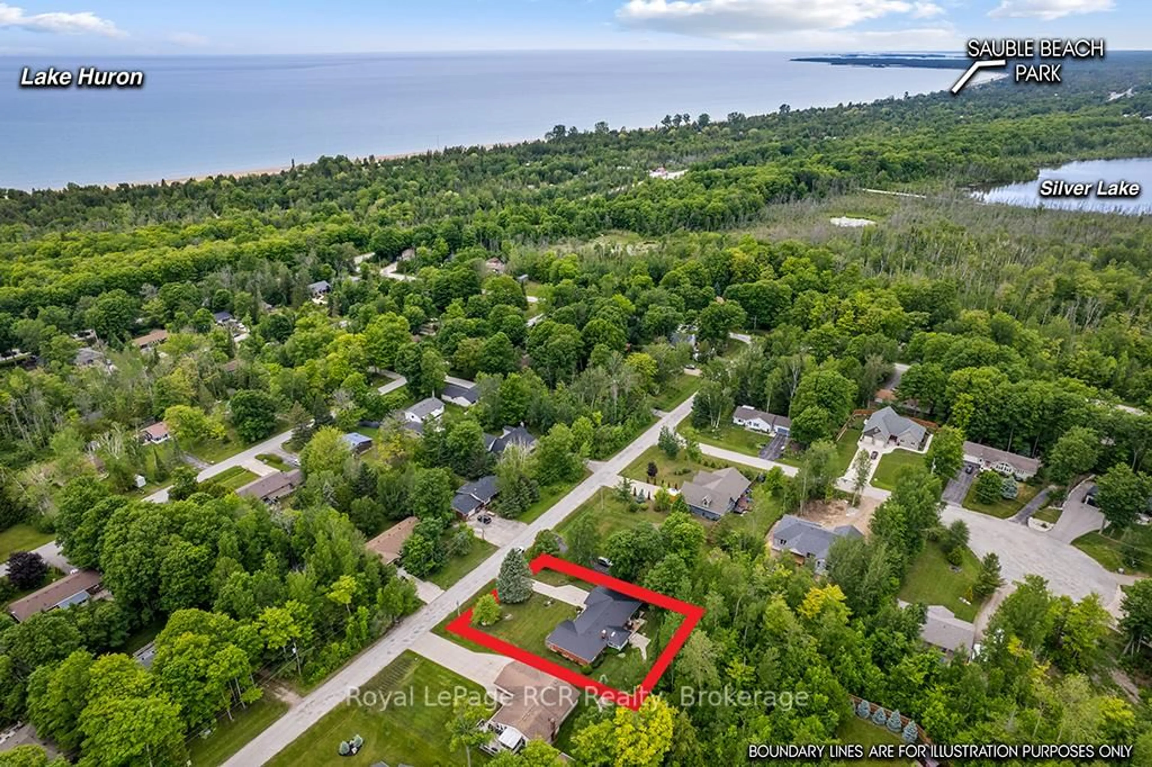 A pic from outside/outdoor area/front of a property/back of a property/a pic from drone, water/lake/river/ocean view for 25 GRAHAM Cres, South Bruce Peninsula Ontario N0H 2G0