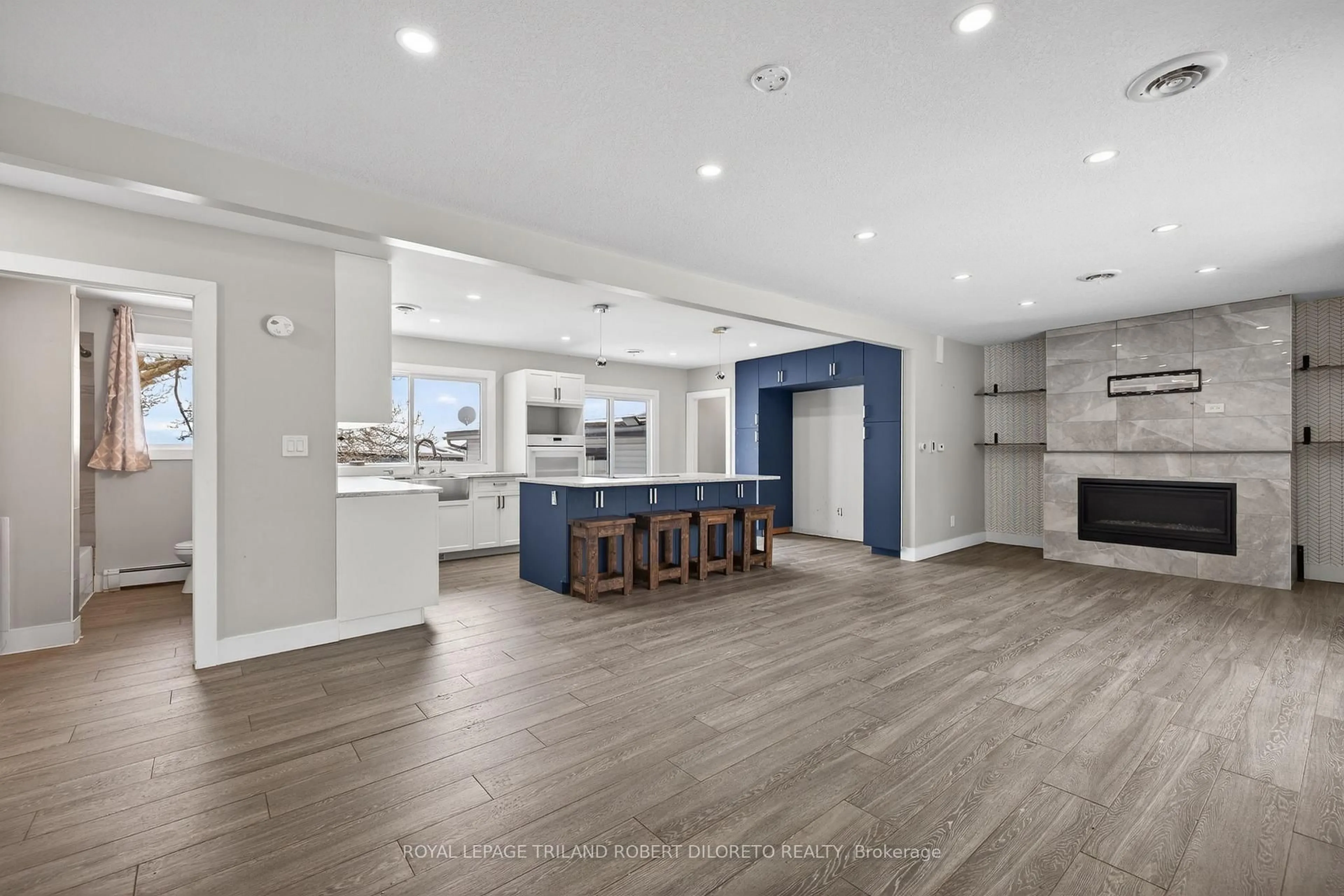 Open concept kitchen, unknown for 9755 Longwoods Rd, Middlesex Centre Ontario N6P 1P2