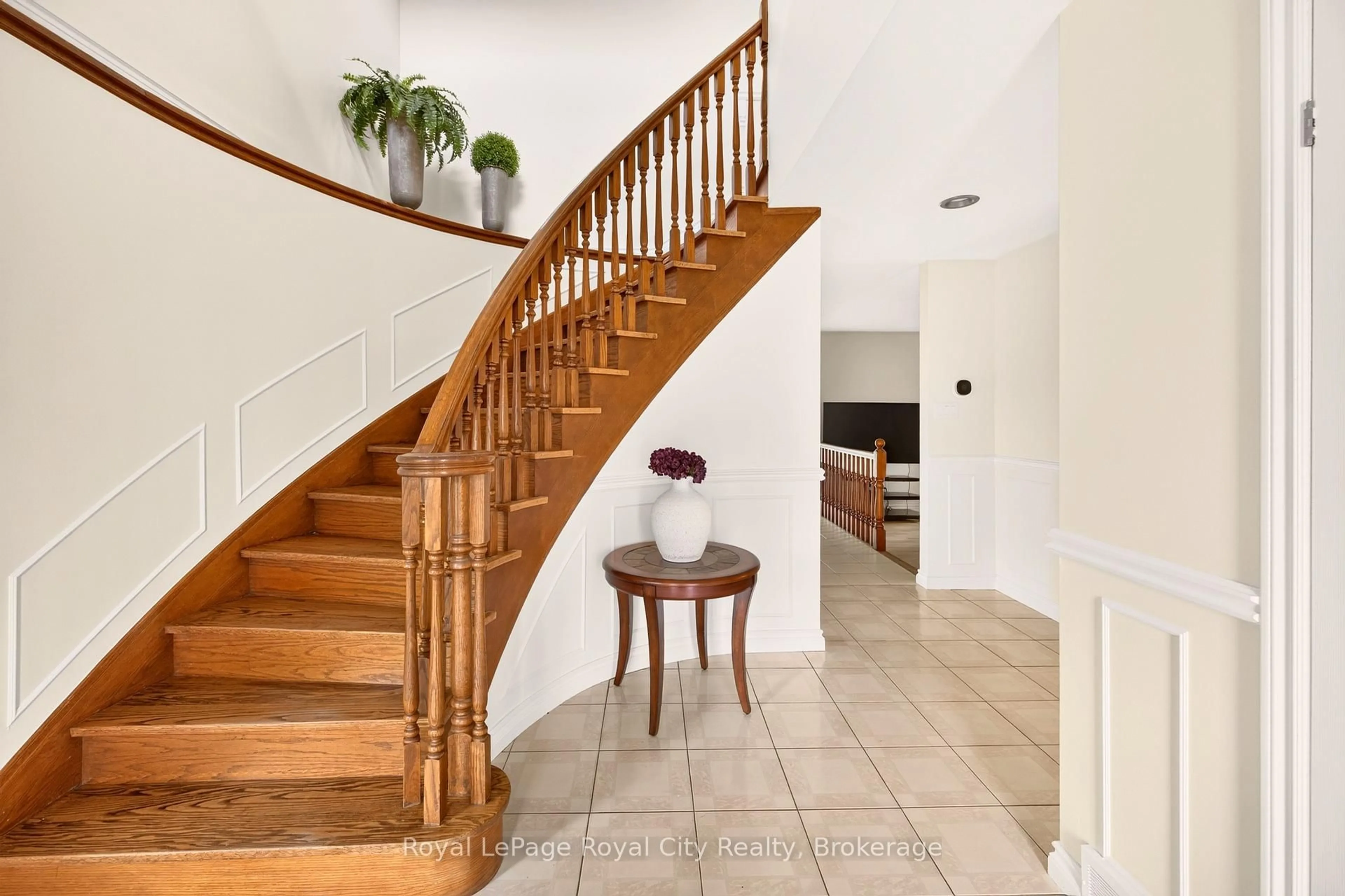 Unknown for 9 Darren Pl, Guelph/Eramosa Ontario N1E 0P1