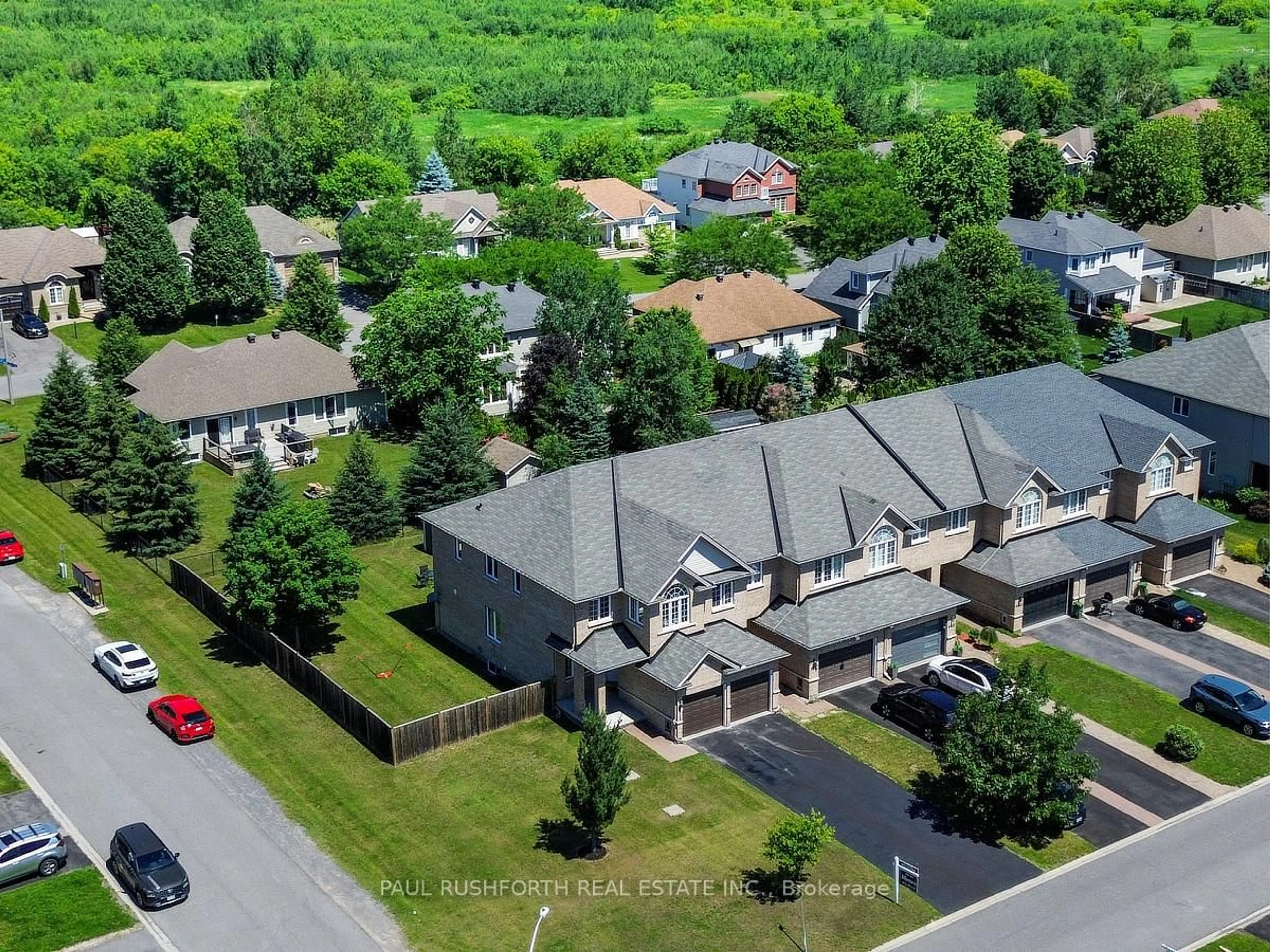 A pic from outside/outdoor area/front of a property/back of a property/a pic from drone, street for 6829 Breanna Cardill St, Greely Ontario K4P 0C3