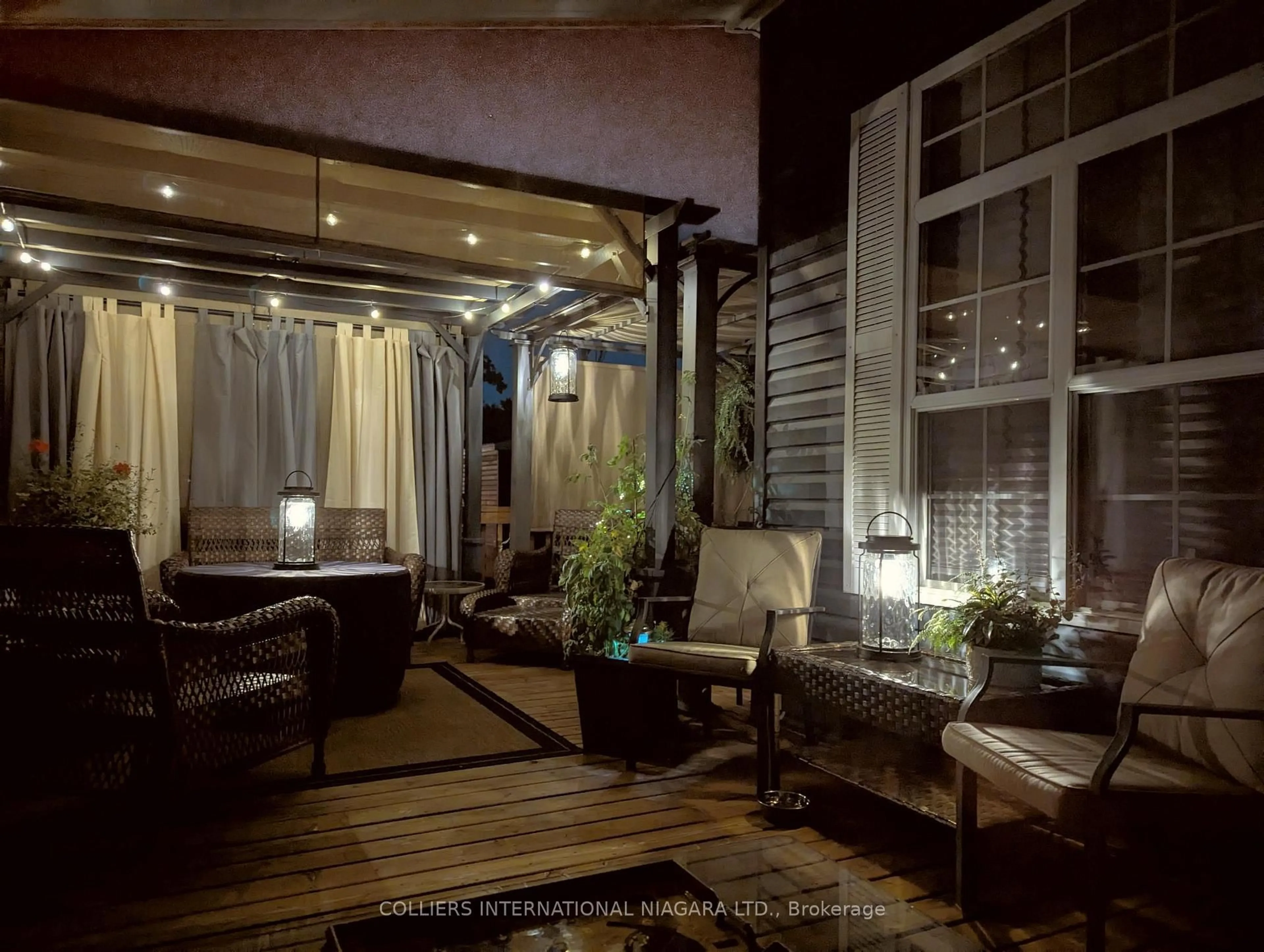 Patio, street for 1501 Line 8 Rd #351, Niagara-on-the-Lake Ontario L0S 1L0