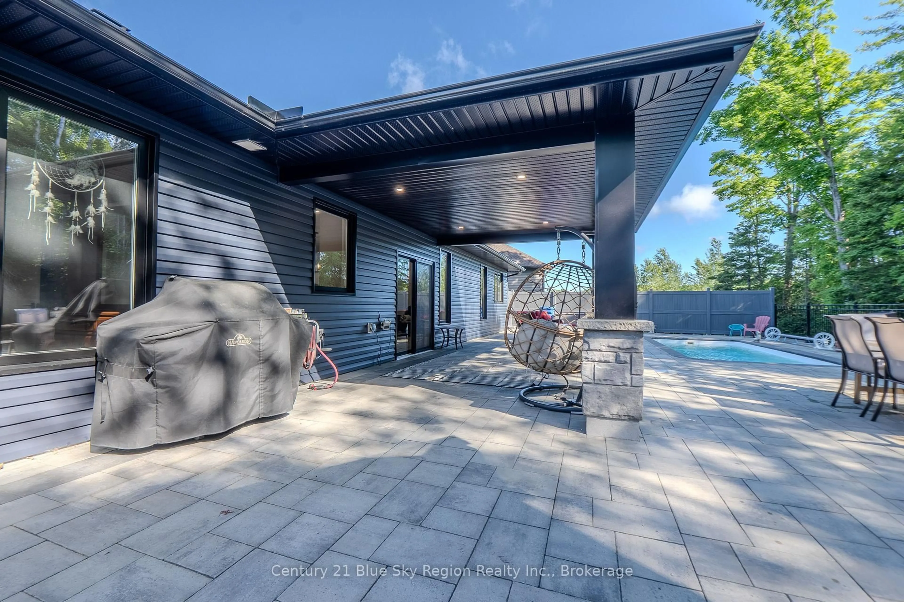 Patio, street for 51 Welkin Grve, North Bay Ontario P1A 0G7
