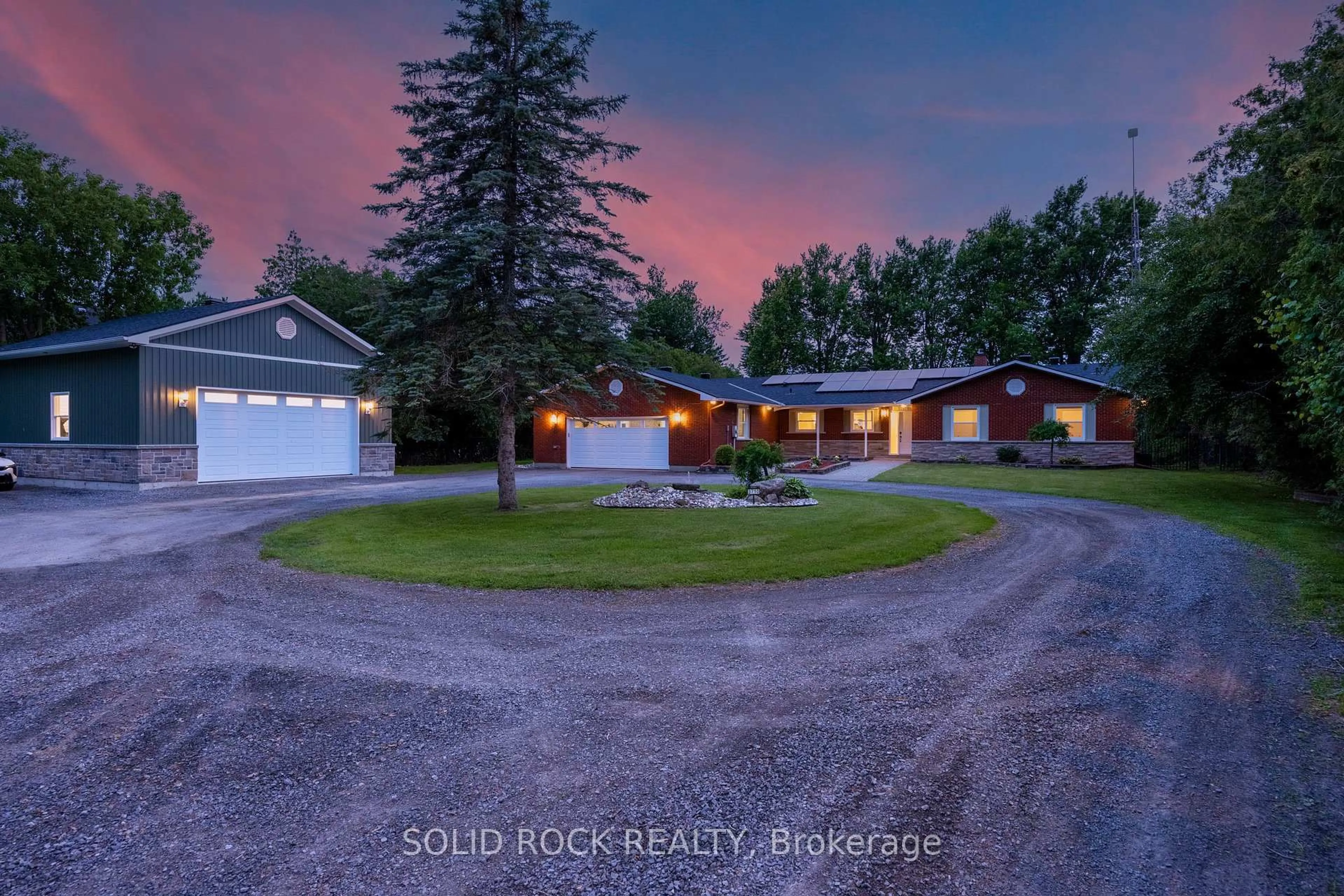 A pic from outside/outdoor area/front of a property/back of a property/a pic from drone, unknown for 3710 River Rd, North Grenville Ontario K4M 1B4