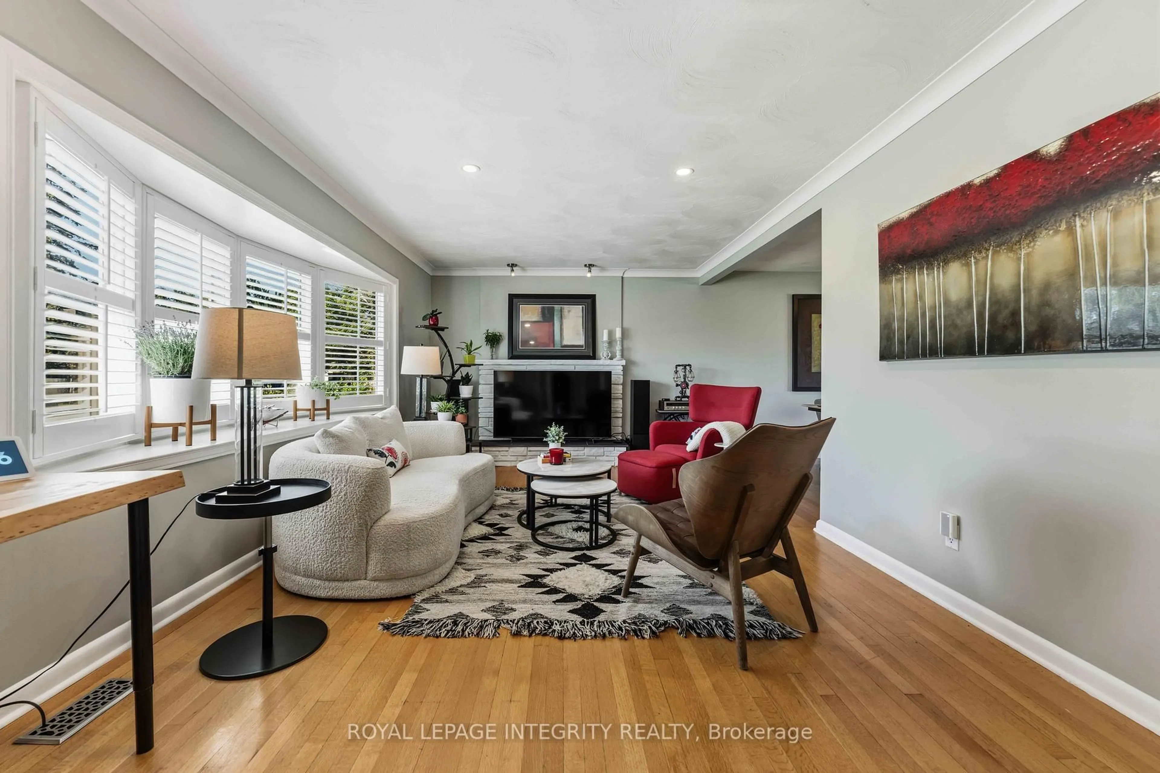 Living room with furniture, unknown for 29 Pritchard Dr, Ottawa Ontario K2G 1B2