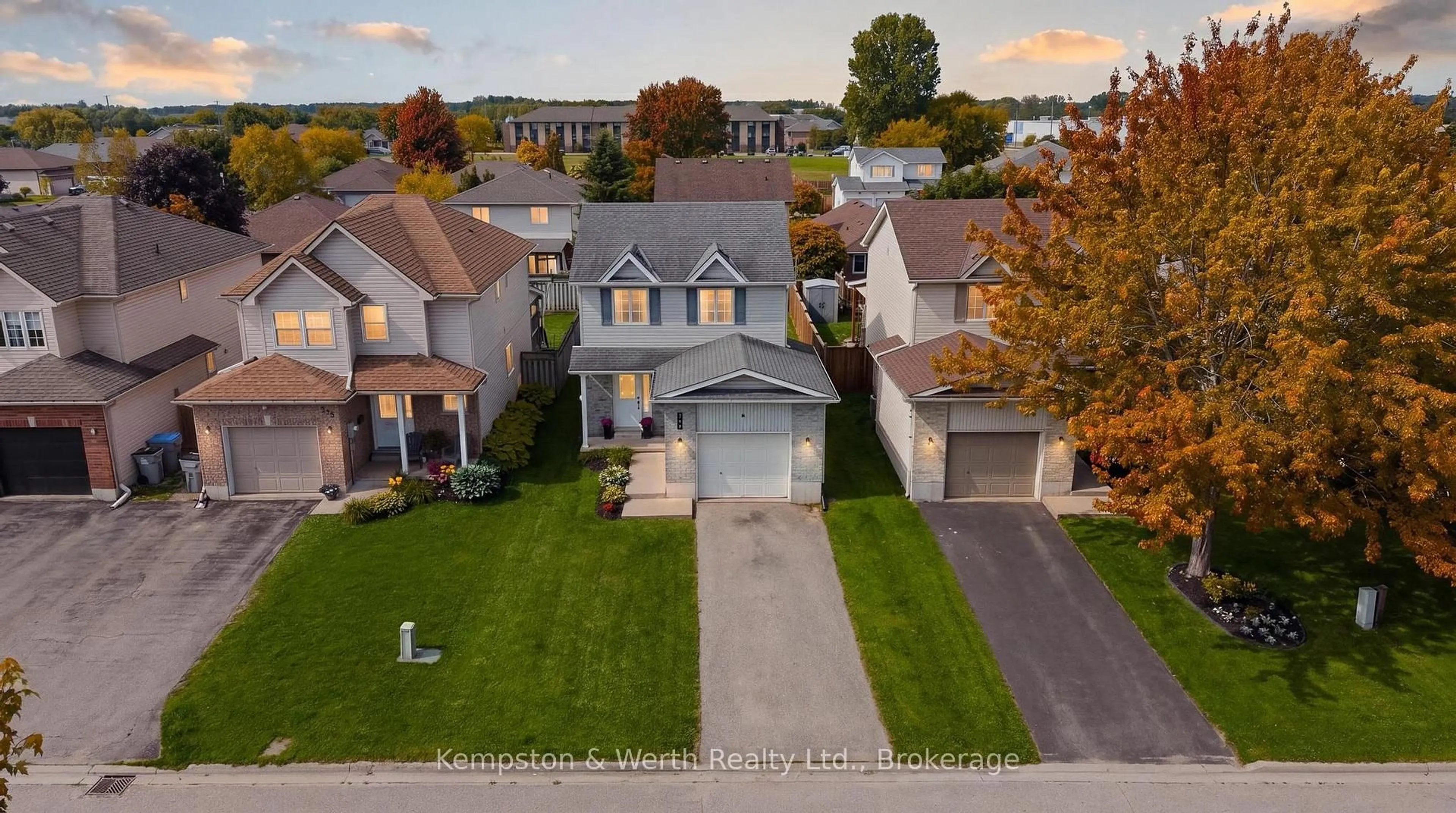 A pic from outside/outdoor area/front of a property/back of a property/a pic from drone, street for 770 Brock St, North Perth Ontario N4W 3T5
