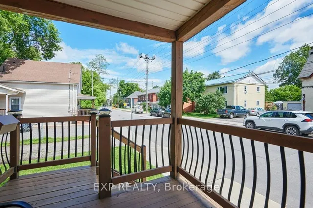 136 Park St, Brockville 4