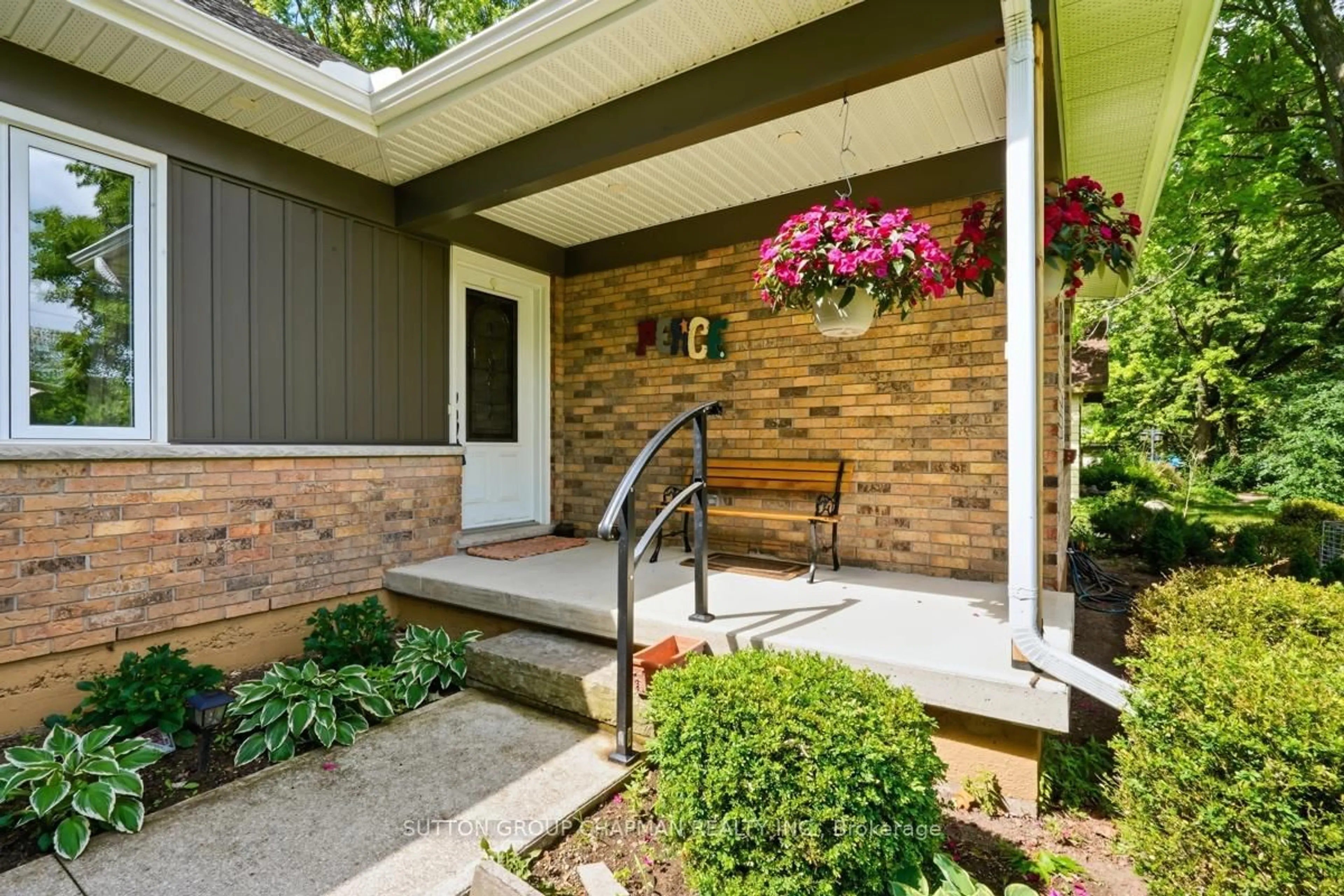 Unknown for 408 Old Riverside Dr, London North Ontario N6H 4T3