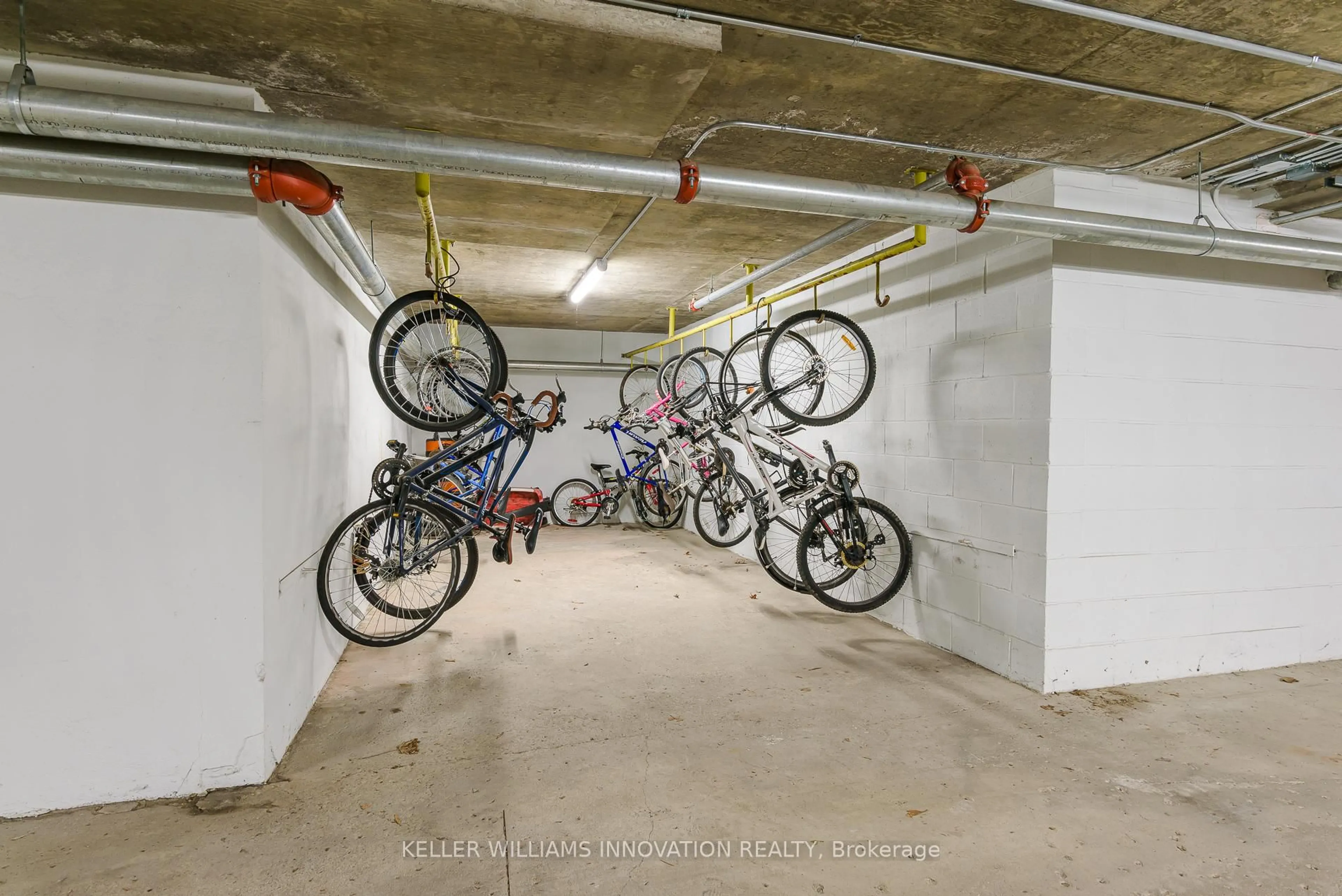 Indoor garage for 121 University Ave #32, Waterloo Ontario N2J 4J1