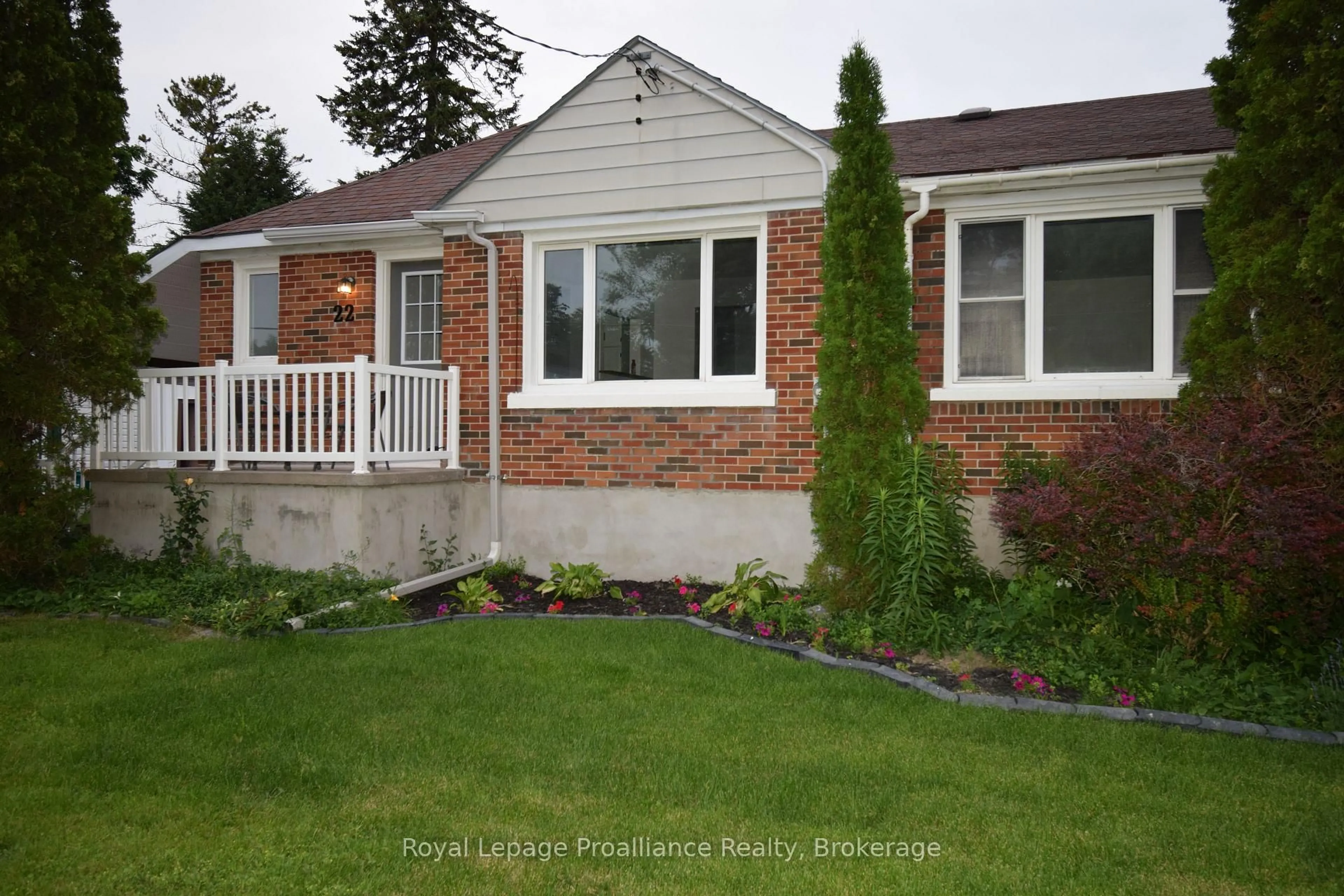 Home with brick exterior material, street for 22 Reynolds Cres, Belleville Ontario K8P 2W7
