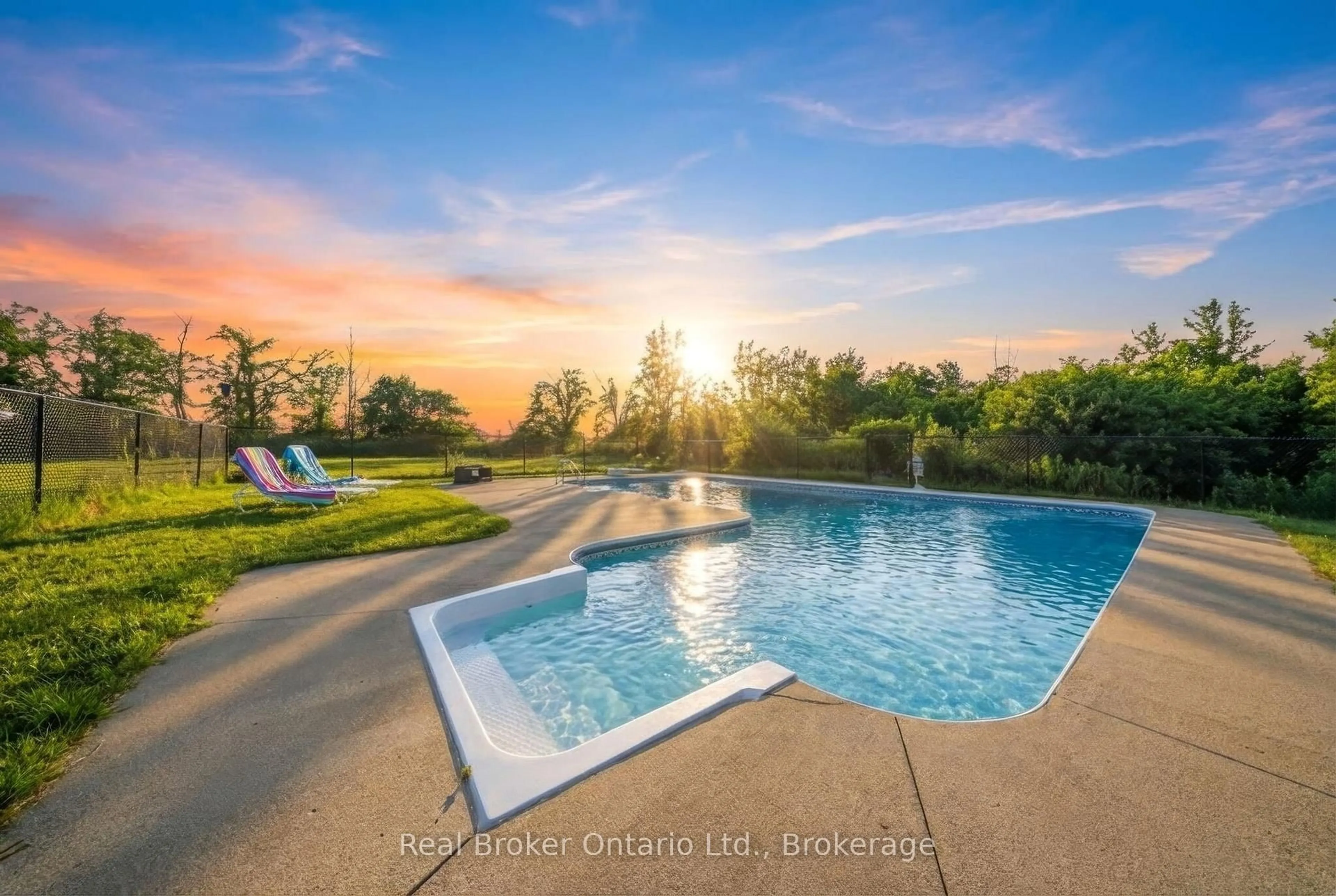 Pool for 9639 Sideroad 27 Sdrd, Erin Ontario N0B 1T0