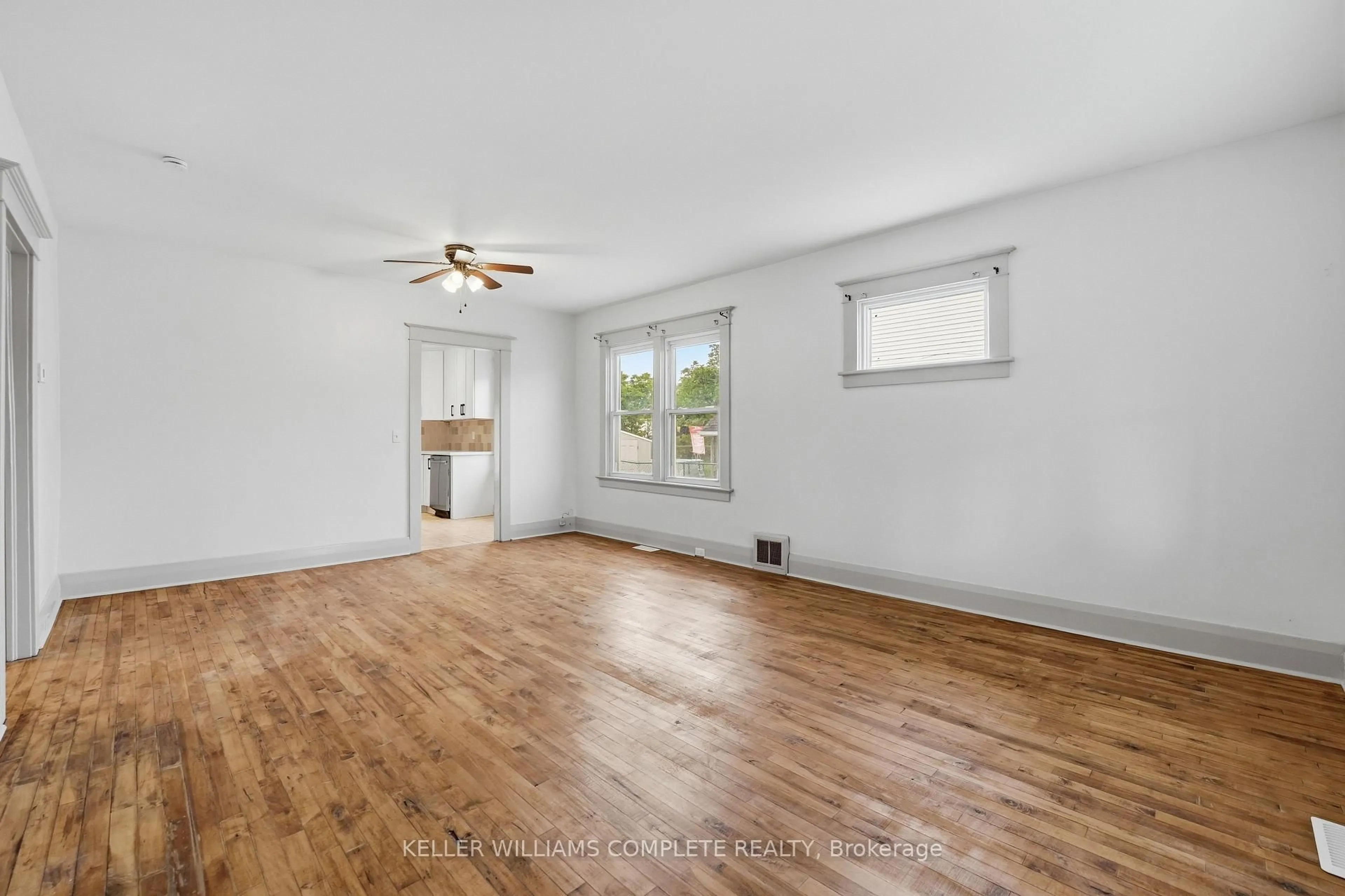 A pic of a room for 61 Wallace Ave, Port Colborne Ontario L3K 3X5