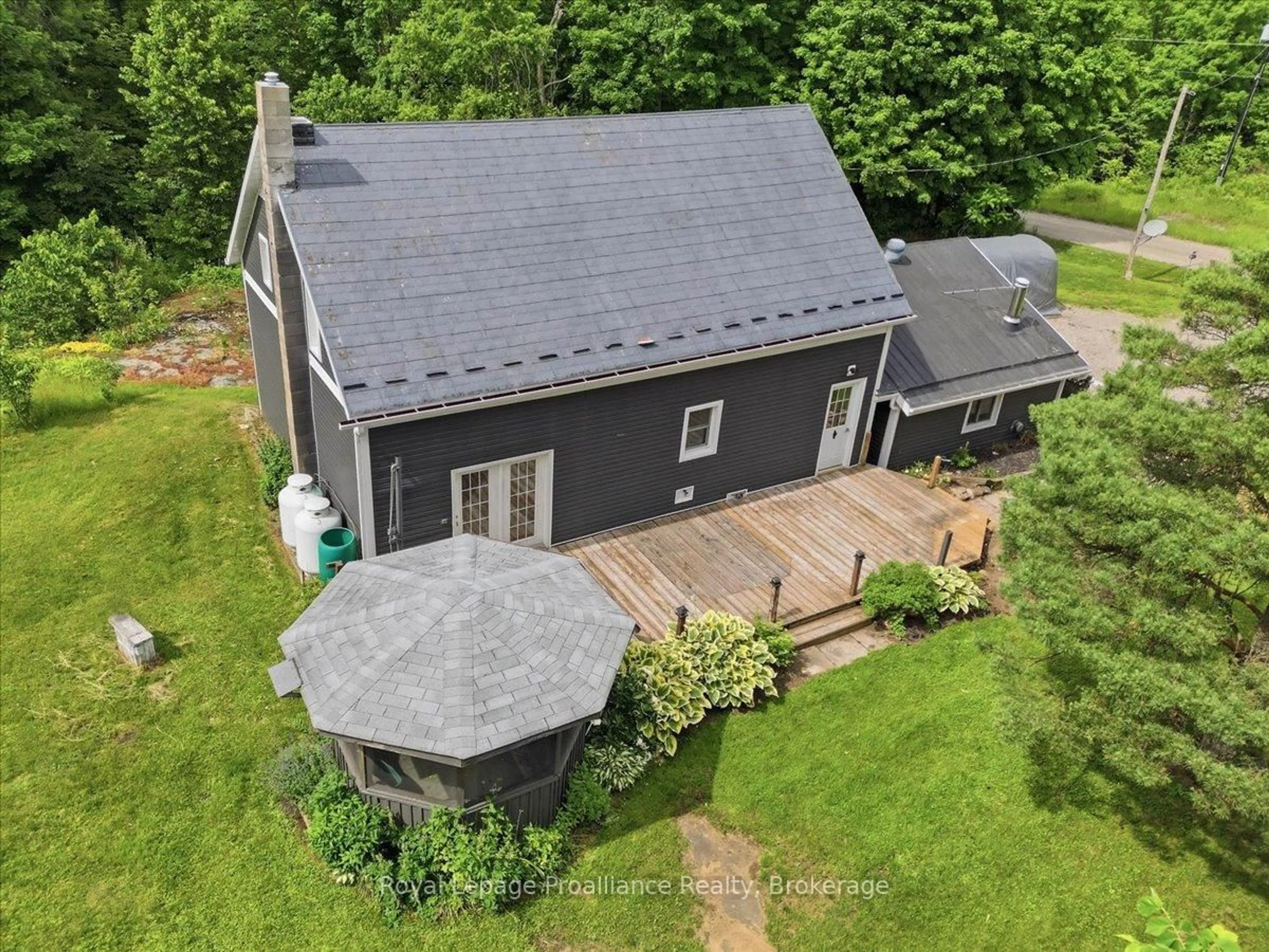 A pic from outside/outdoor area/front of a property/back of a property/a pic from drone, building for 405 Elzevir Rd, Kaladar Ontario K0H 1P0