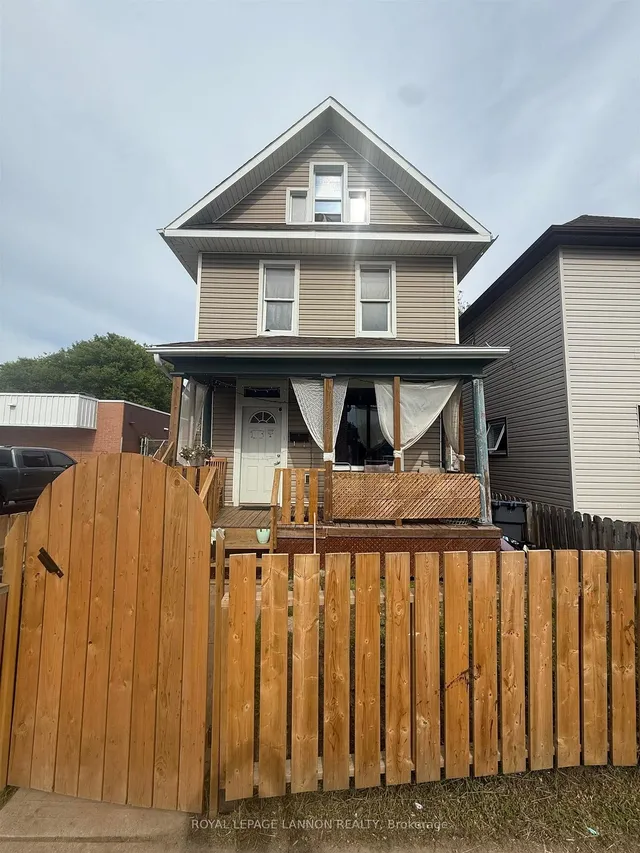 336 May Street North, Thunder Bay 2