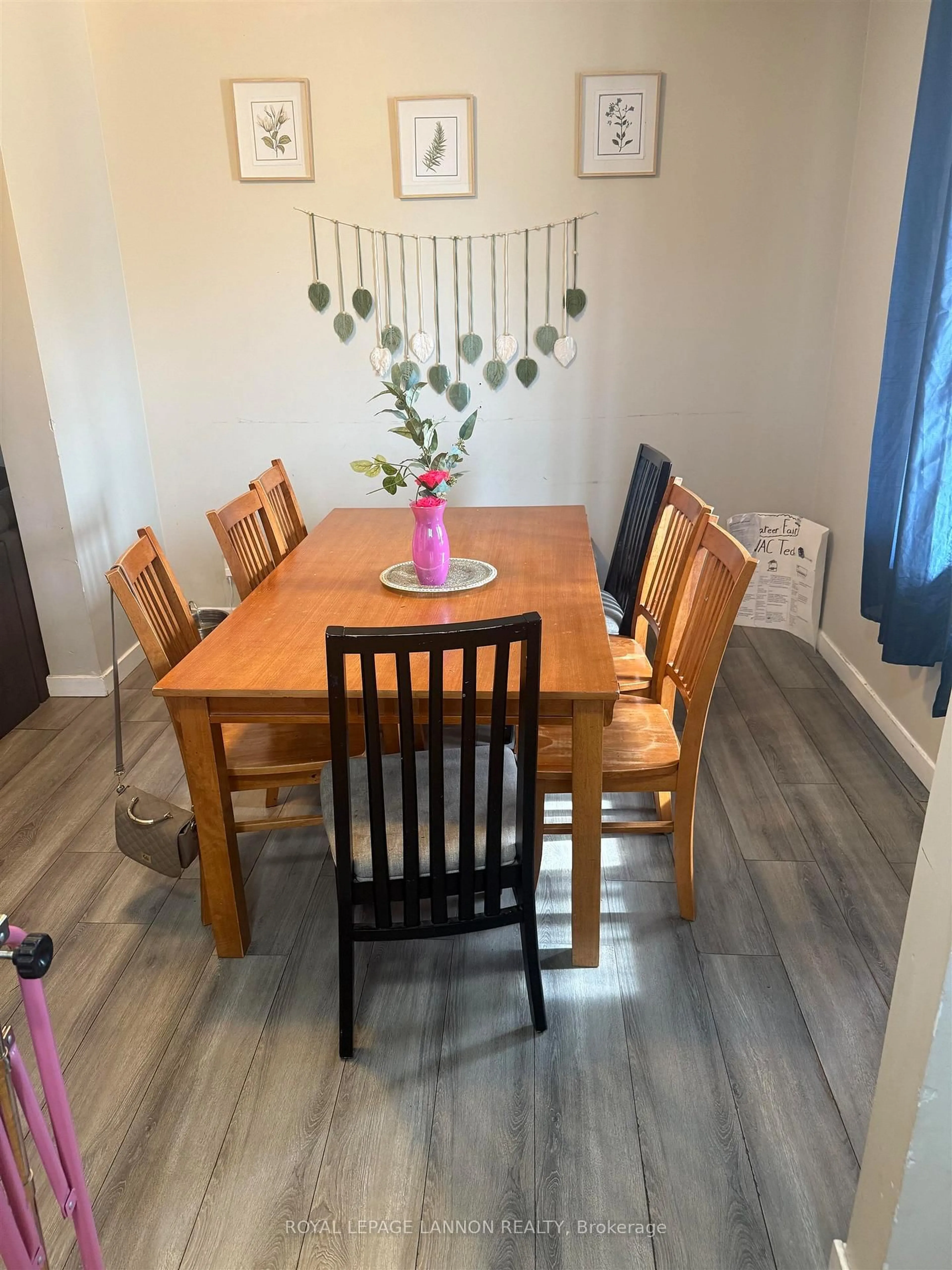 Dining room, wood/laminate floor for 336 May Street North, Thunder Bay Ontario P7C 3R2