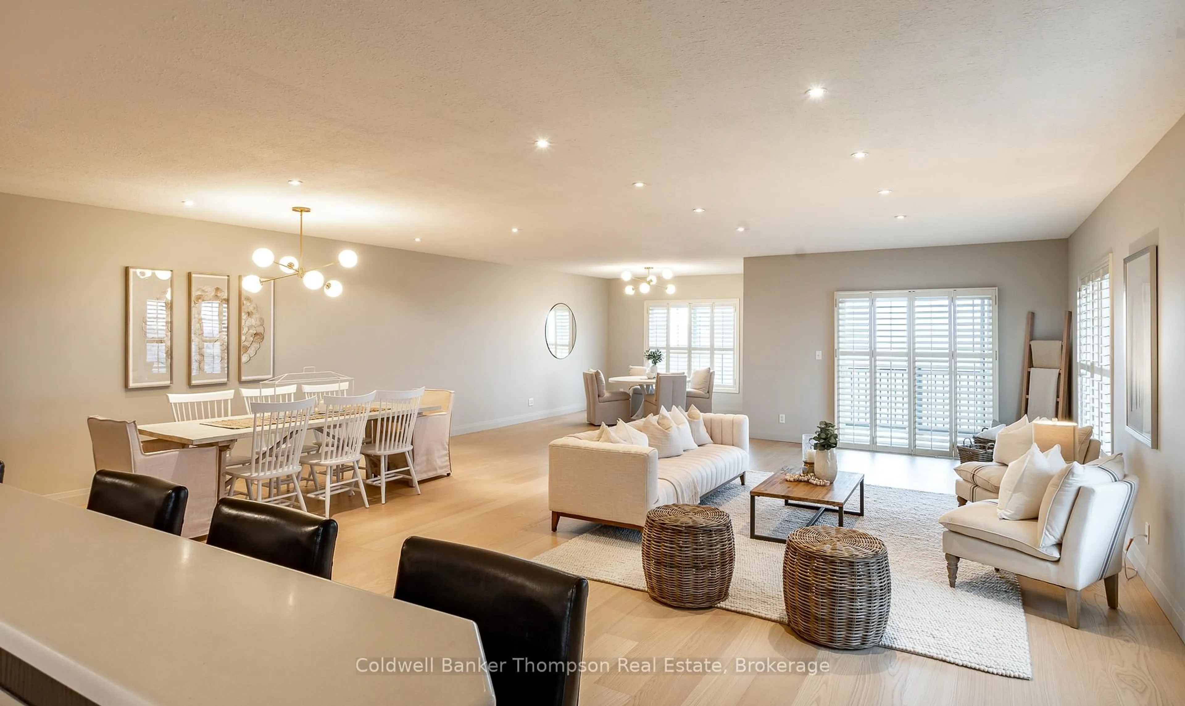 Living room with furniture, unknown for 4 Legacy Lane #505, Huntsville Ontario P1H 2R2