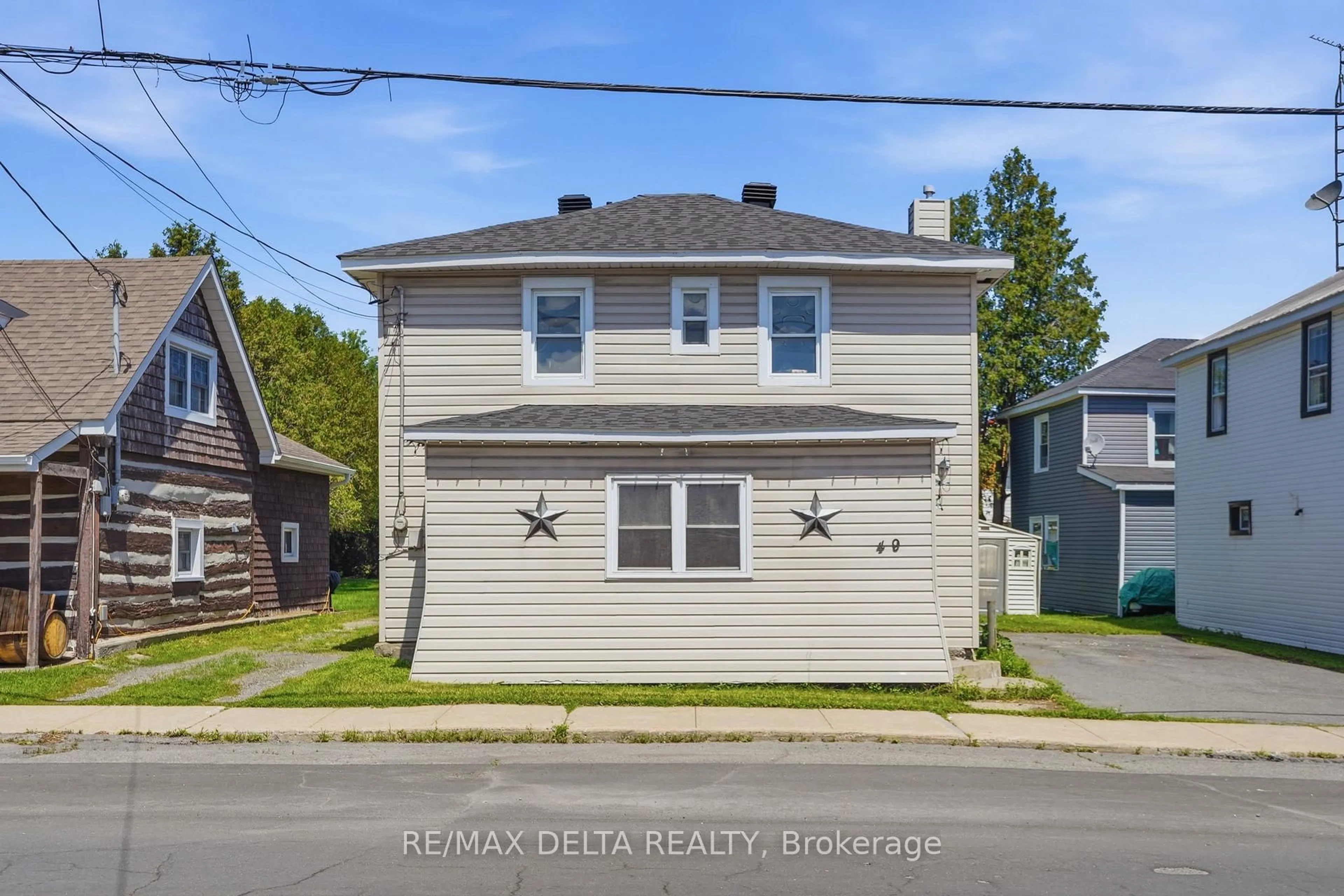 A pic from outside/outdoor area/front of a property/back of a property/a pic from drone, street for 49 Lochiel St, North Glengarry Ontario K0C 1A0