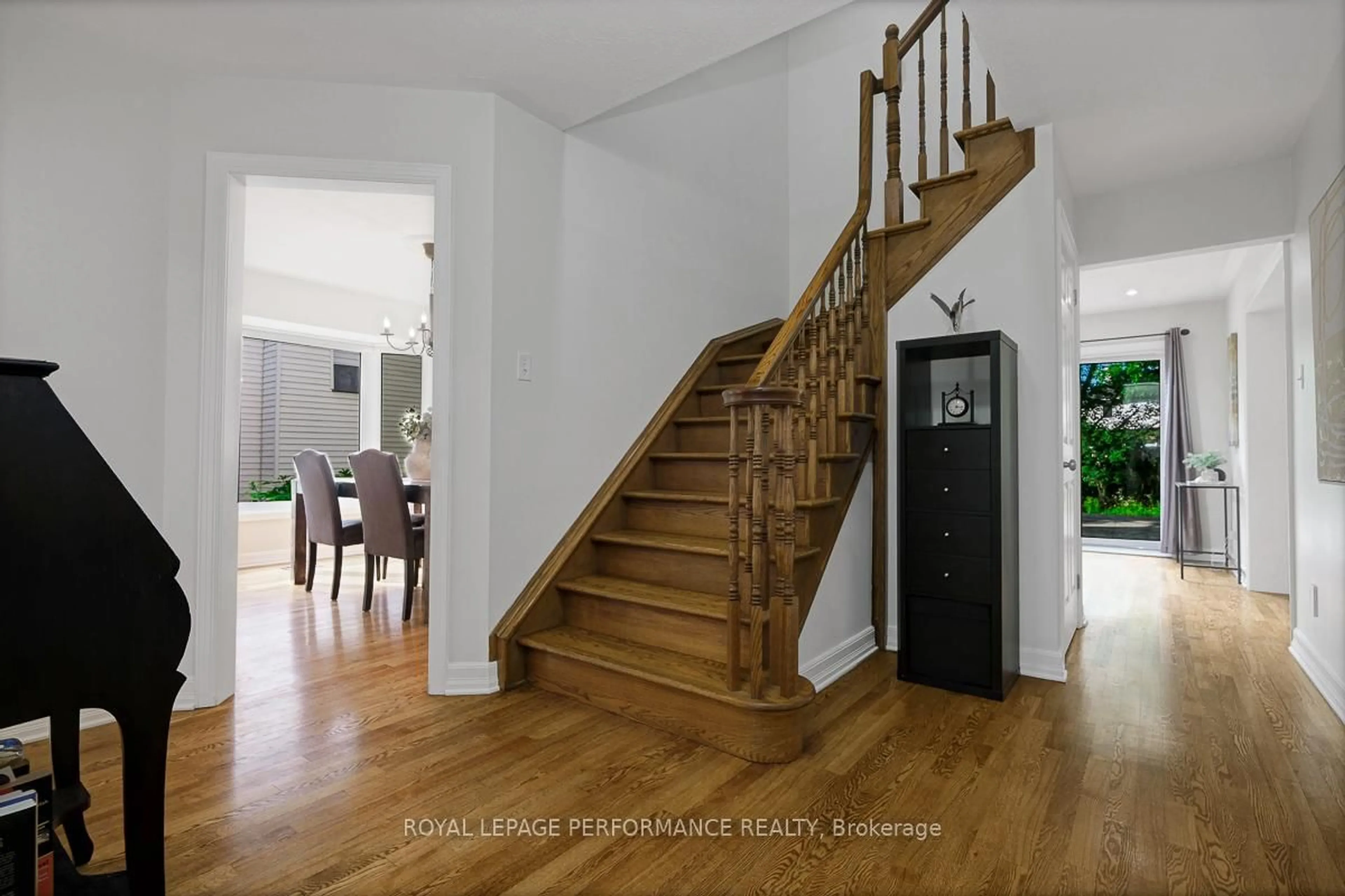 Unknown for 1595 Champneuf Dr, Orleans Ontario K1C 6B6