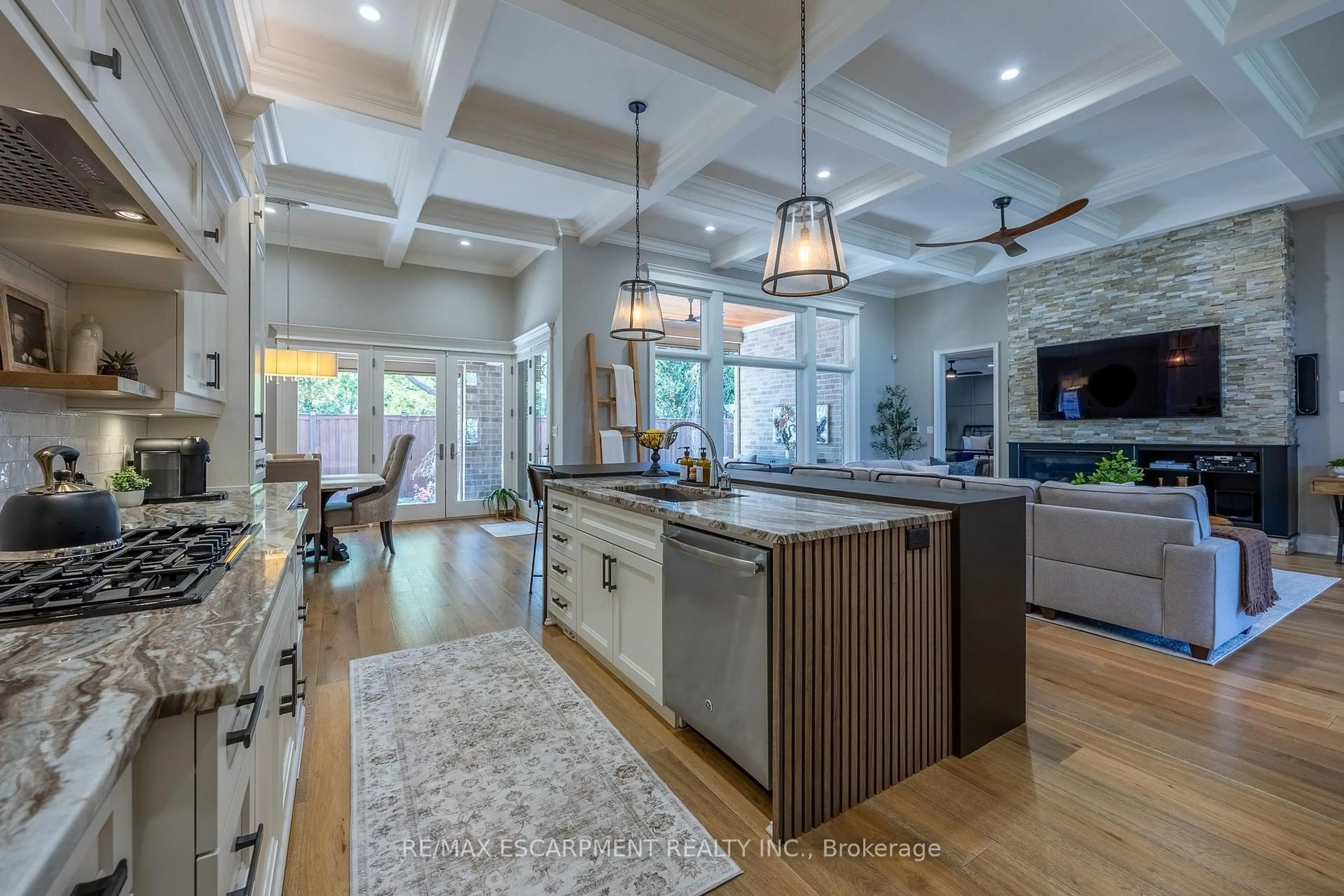 Open concept kitchen, unknown for 11 Greenleaf Lane #3, Hamilton Ontario L9G 0E7
