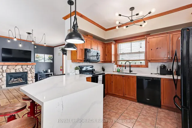 184 Snowbridge Way #211, Blue Mountains 5