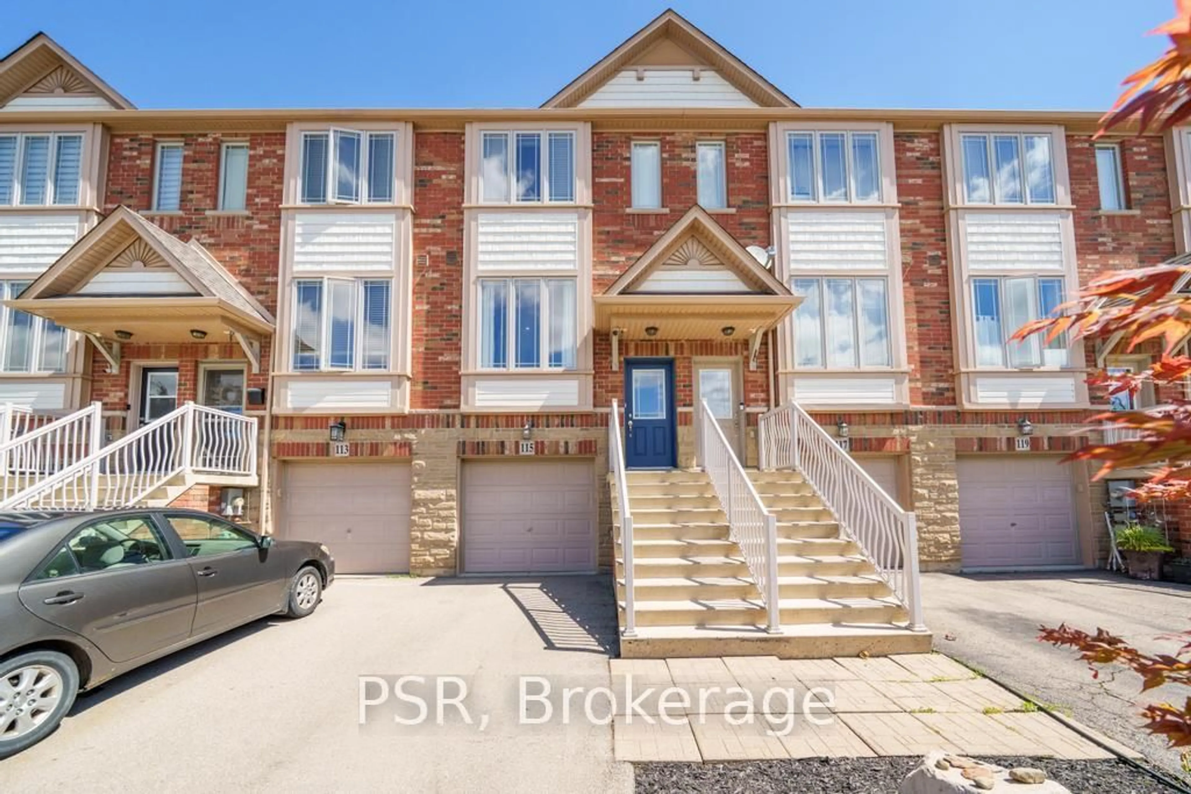 Home with brick exterior material, street for 115 Willow Lane, Grimsby Ontario L3M 0A7