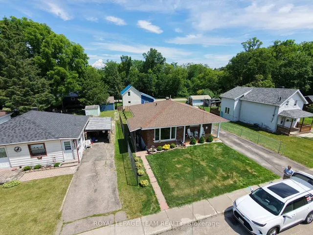 343 Harry St, Renfrew 4