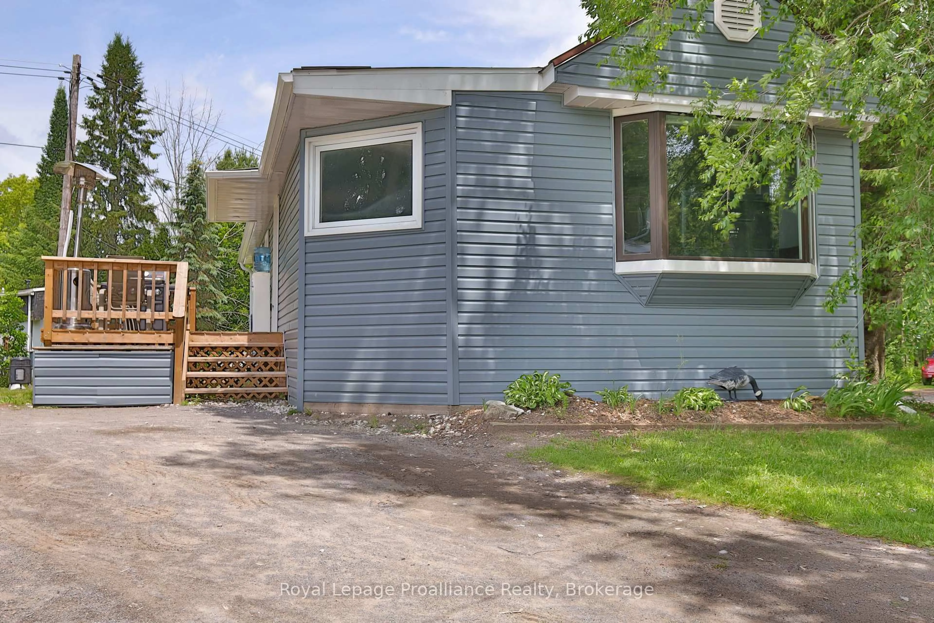 Home with vinyl exterior material, street for 85 Ontario St #13, Brighton Ontario K0K 1H0