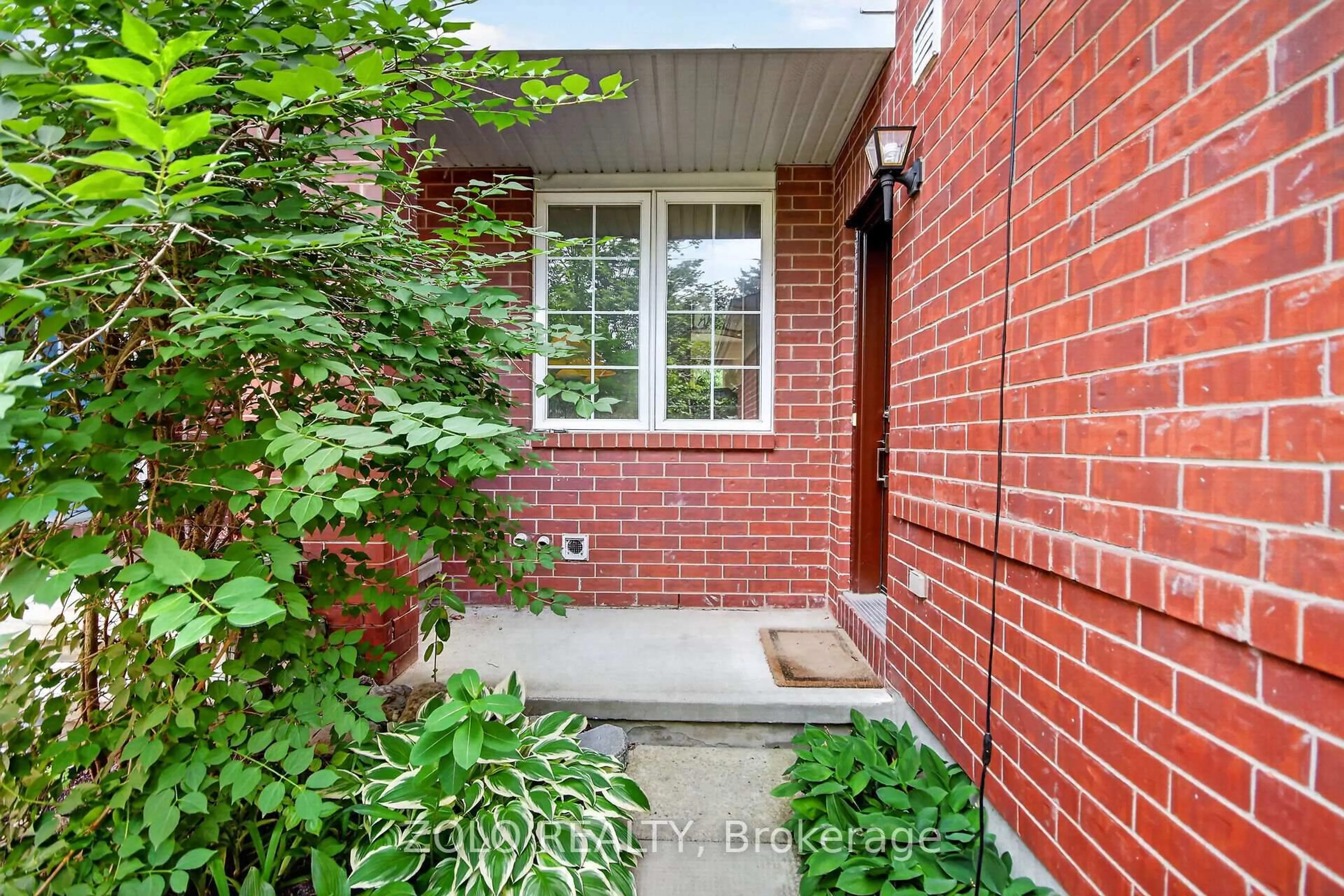 Home with brick exterior material, street for 38 Central Park Dr, Ottawa Ontario K2C 4A3
