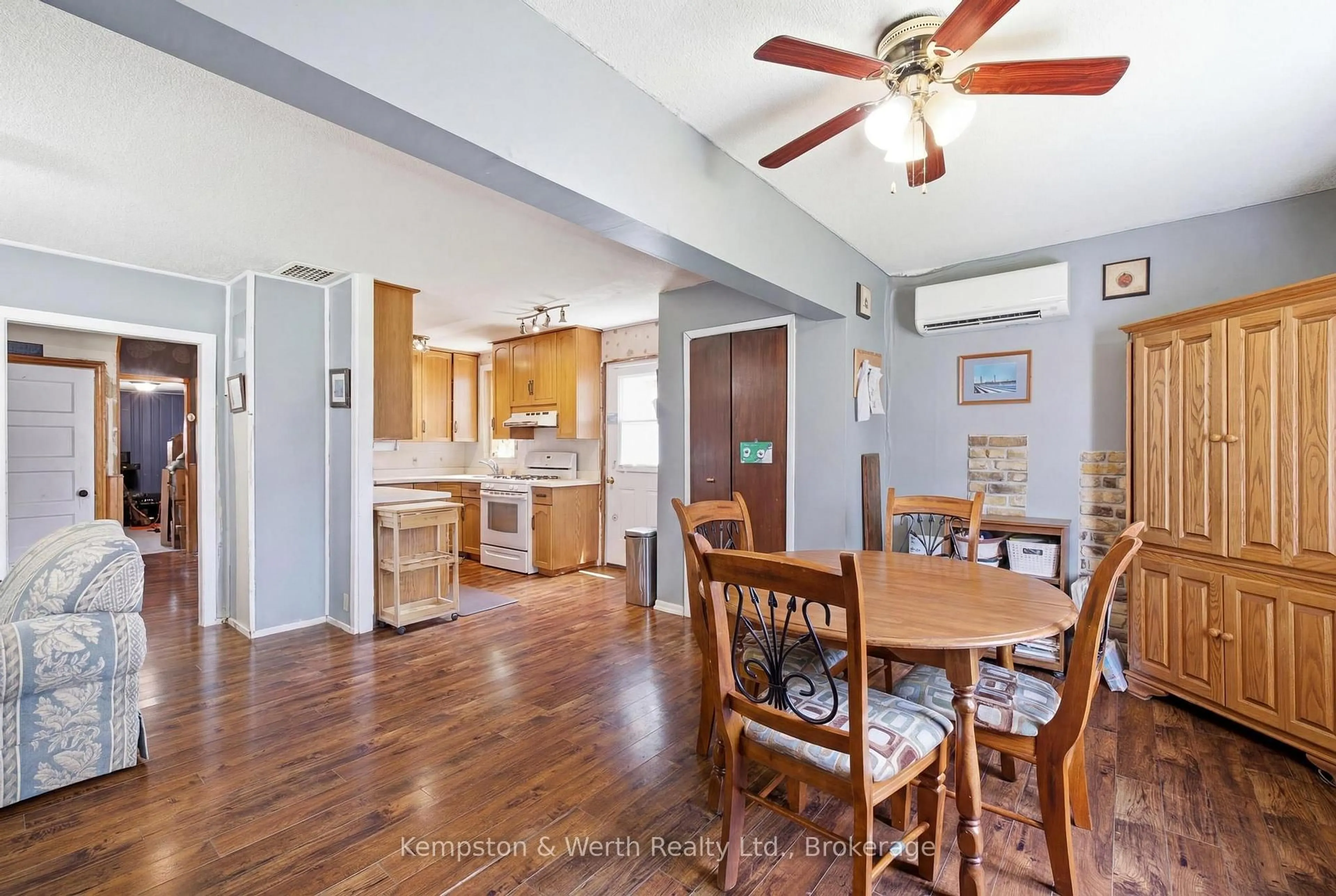 Open concept kitchen, unknown for 605 Inkerman St, North Perth Ontario N4W 2N9