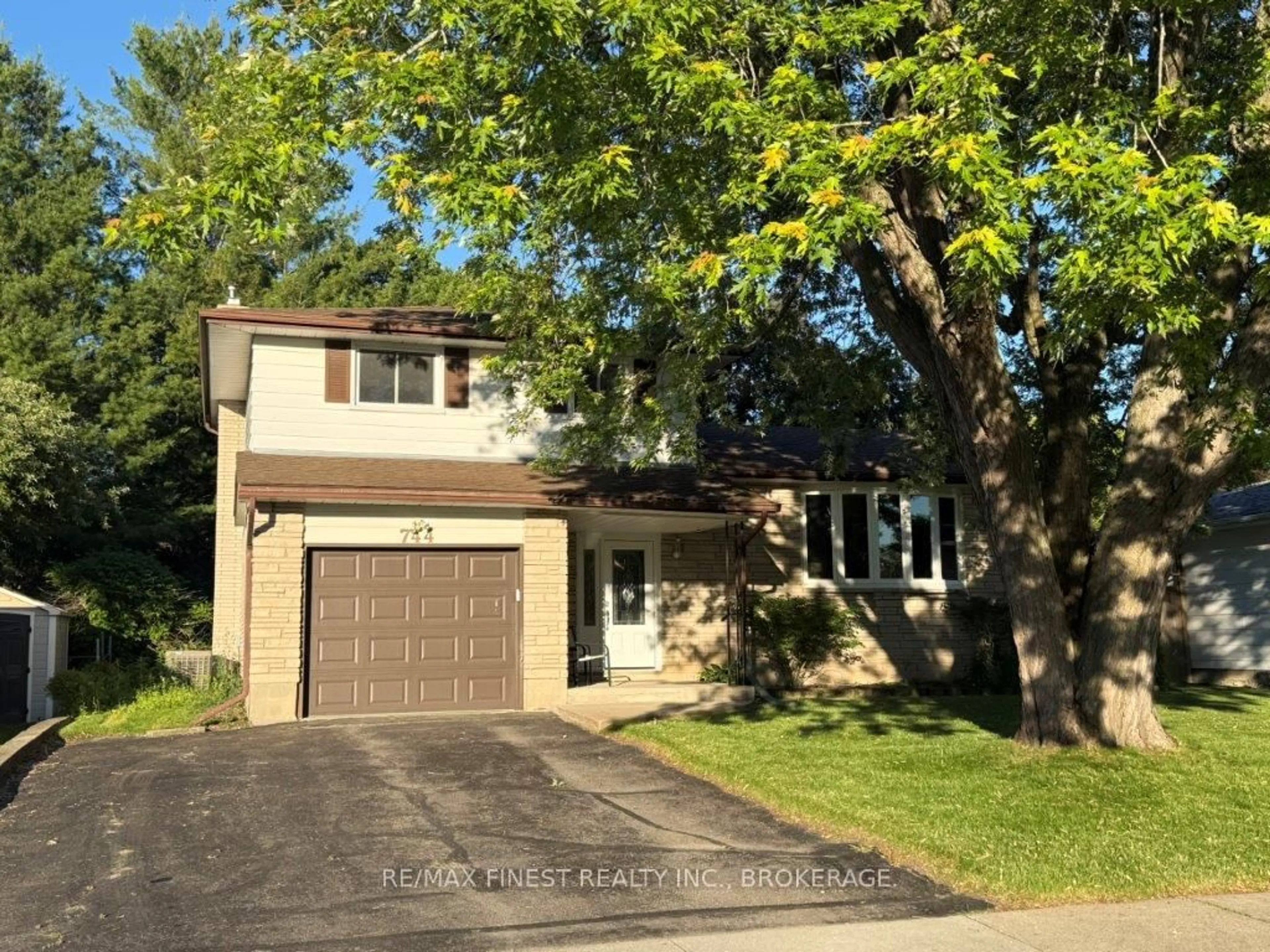Home with vinyl exterior material, street for 744 Sussex Blvd, Kingston Ontario K7M 5B1