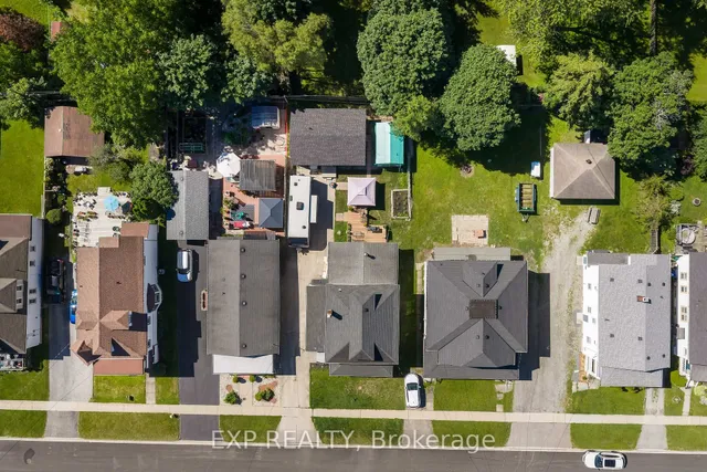 221 Bowen Rd, Fort Erie 5